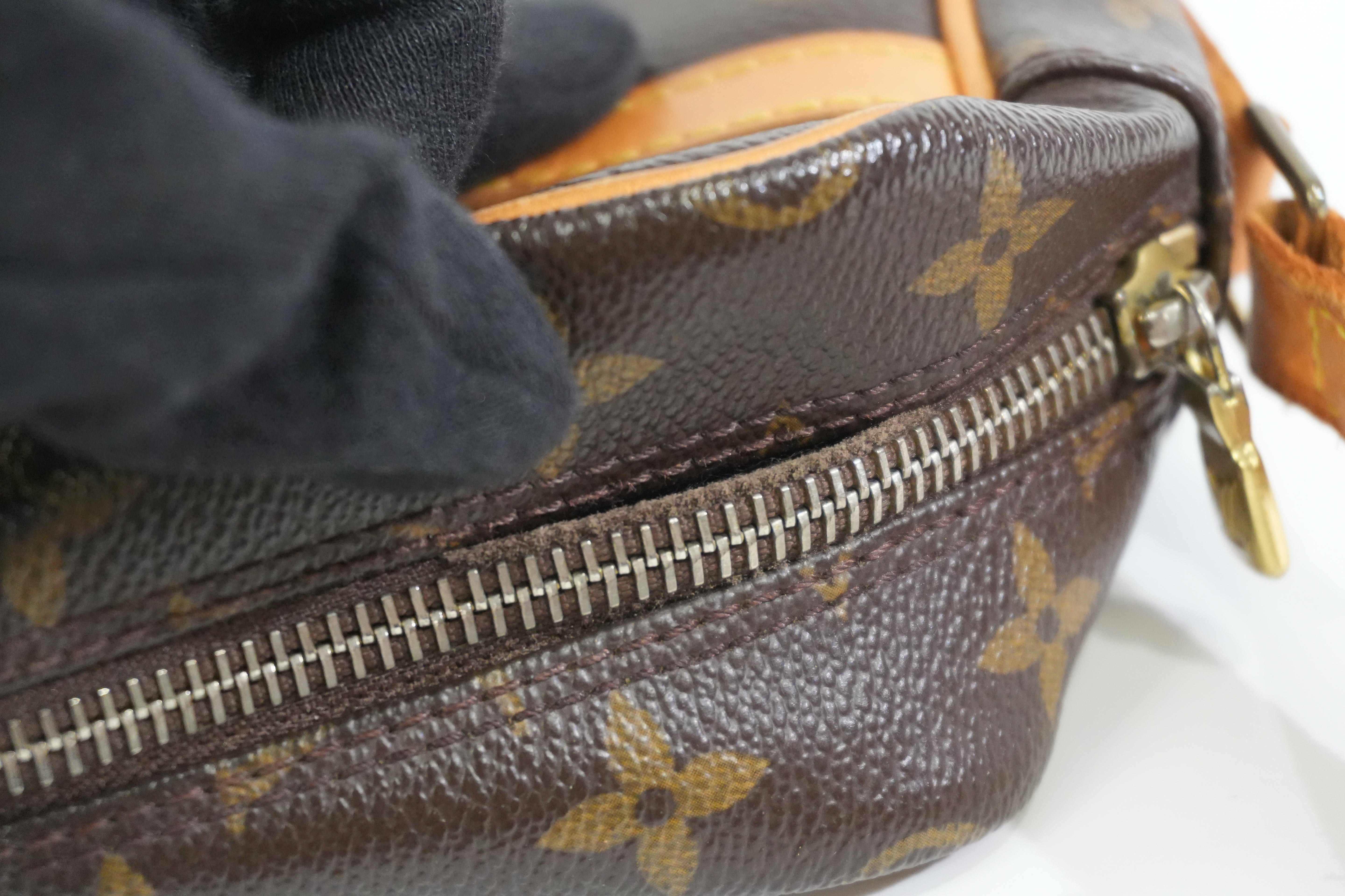 Pre-owned Louis Vuitton Monogram Trocadero Shoulder Bag