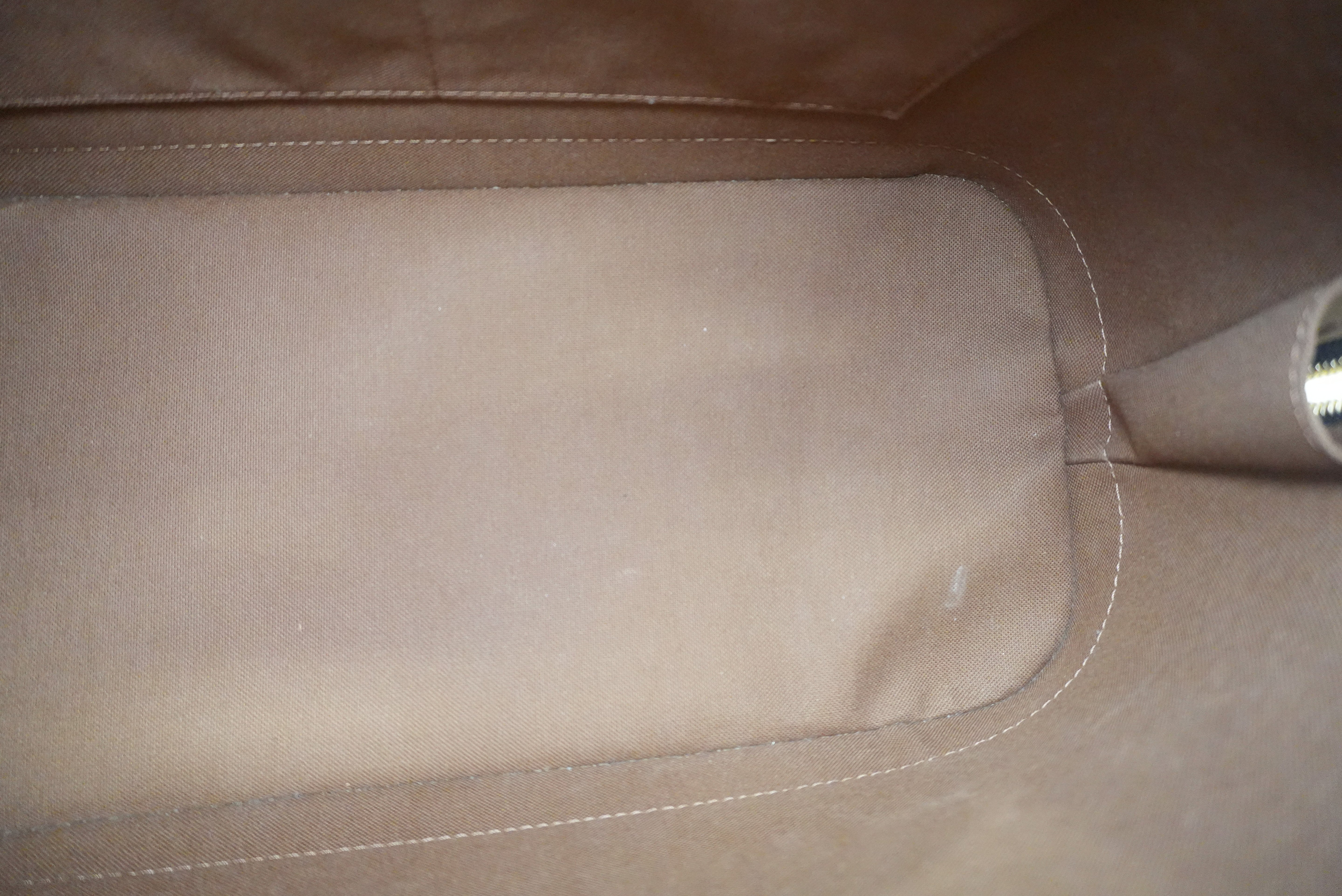 Louis Vuitton Monogram Alma PM Handbag Used