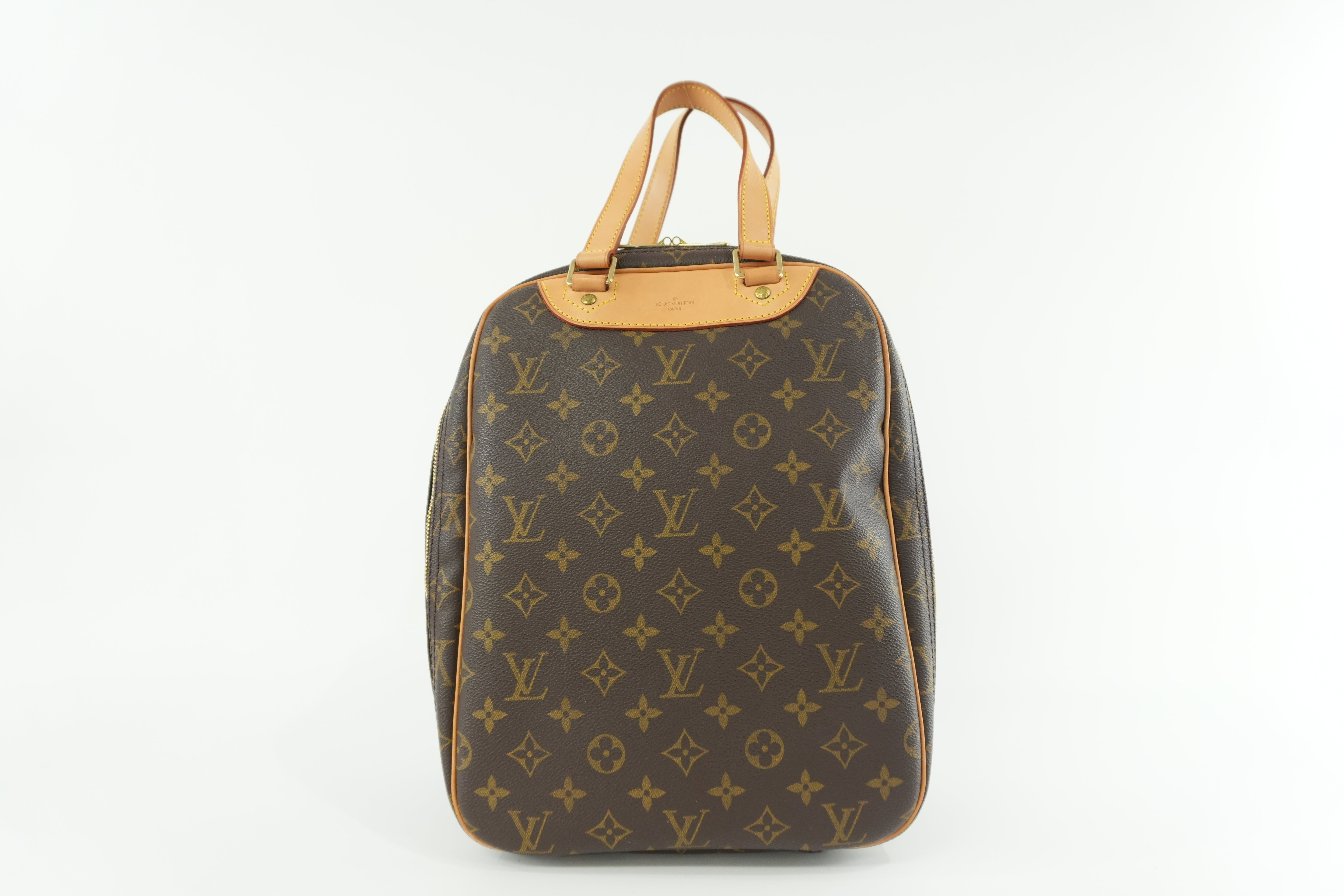 Louis Vuitton Monogram Excursion Sports Handbag Used