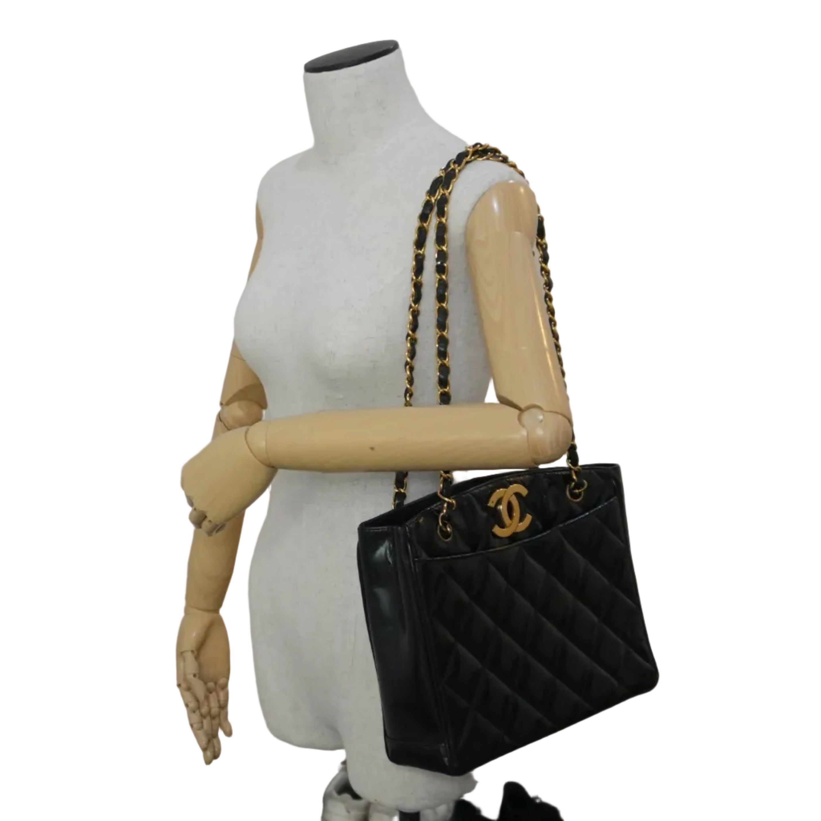 Pre-owned Chanel Patent Lambskin Leather Quilted Tote Bag Black