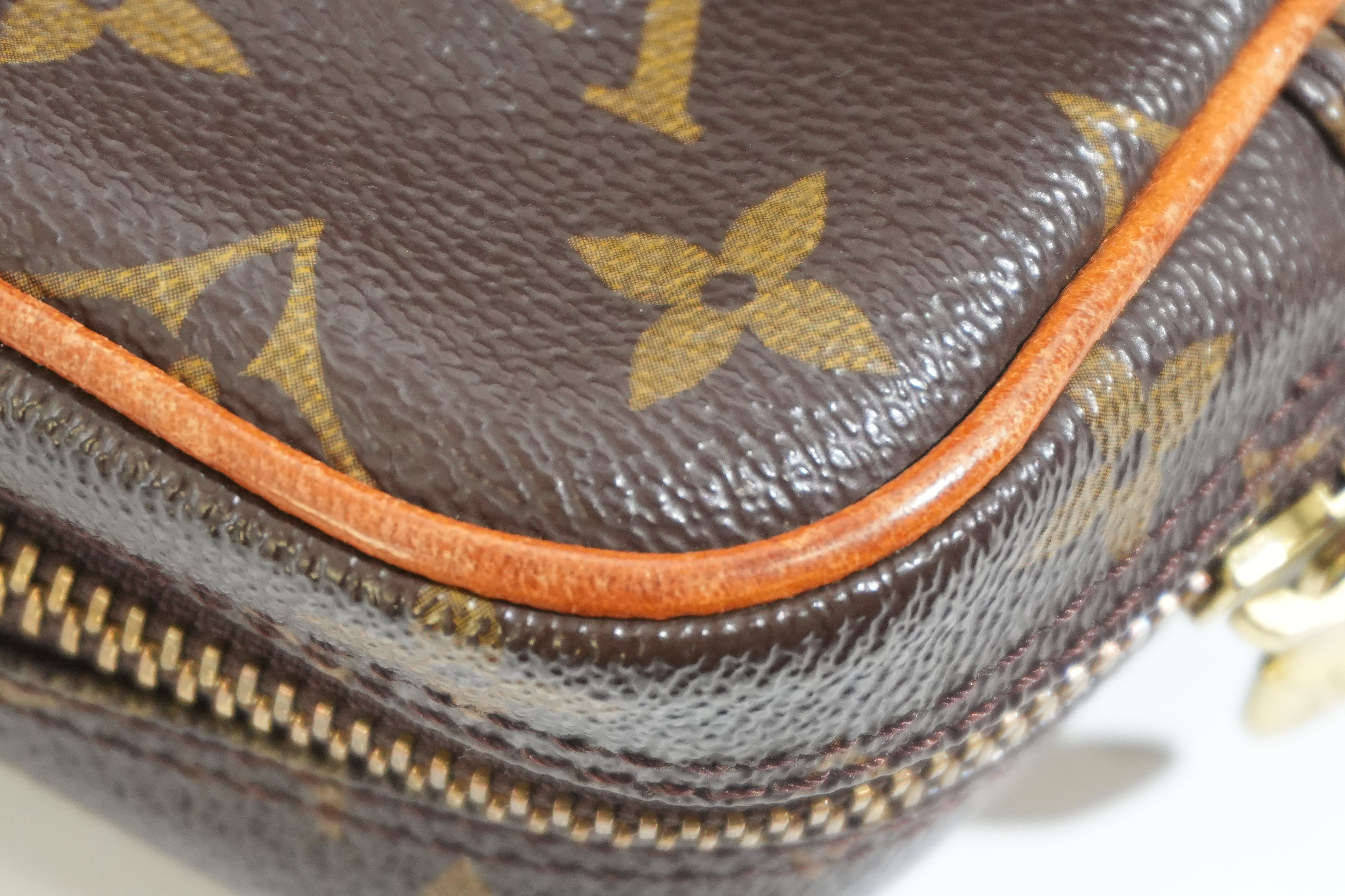 Pre-owned Louis Vuitton Monogram Amazon Crossbody Bag