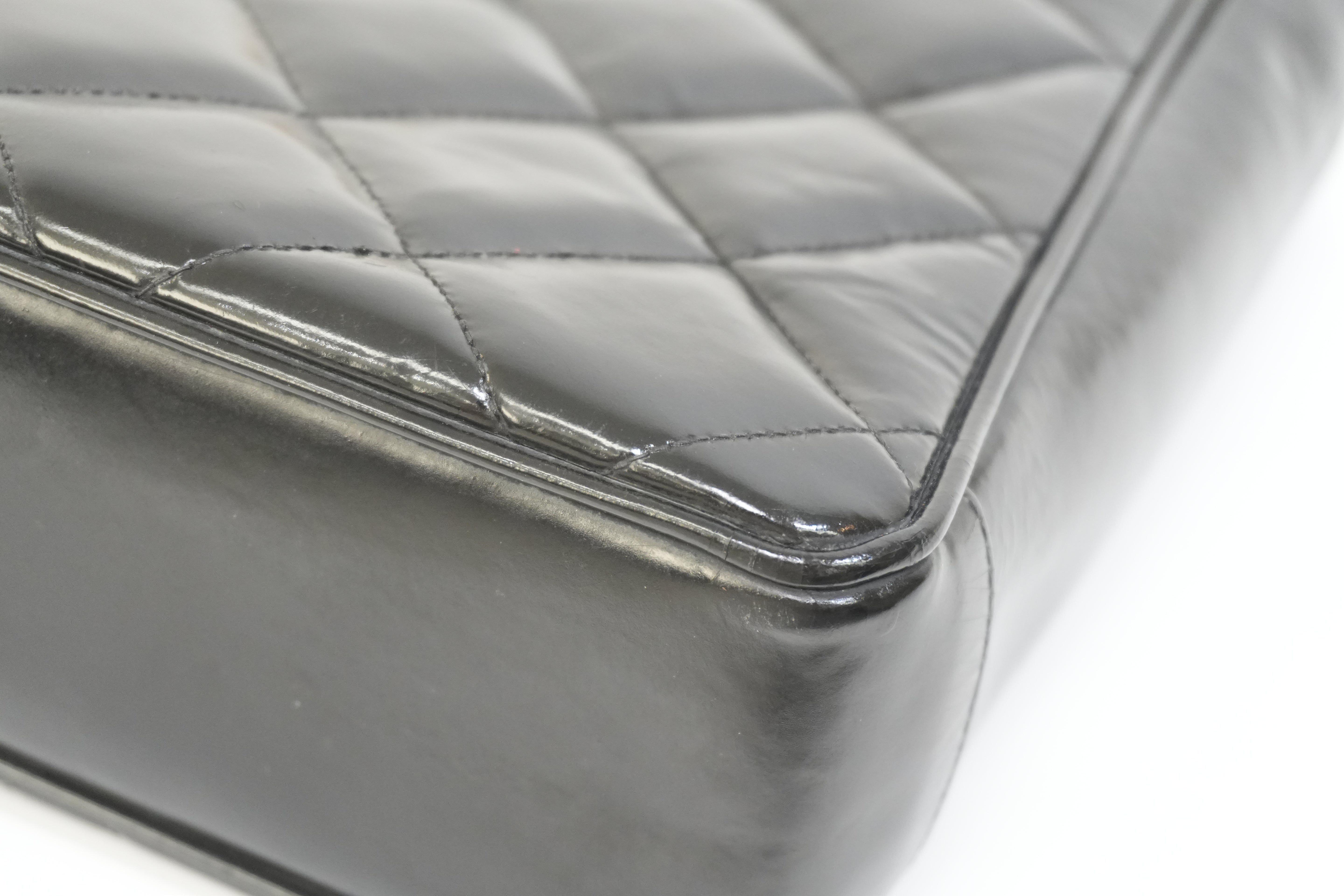 Pre-owned Chanel Patent Lambskin Leather Quilted Tote Bag Black