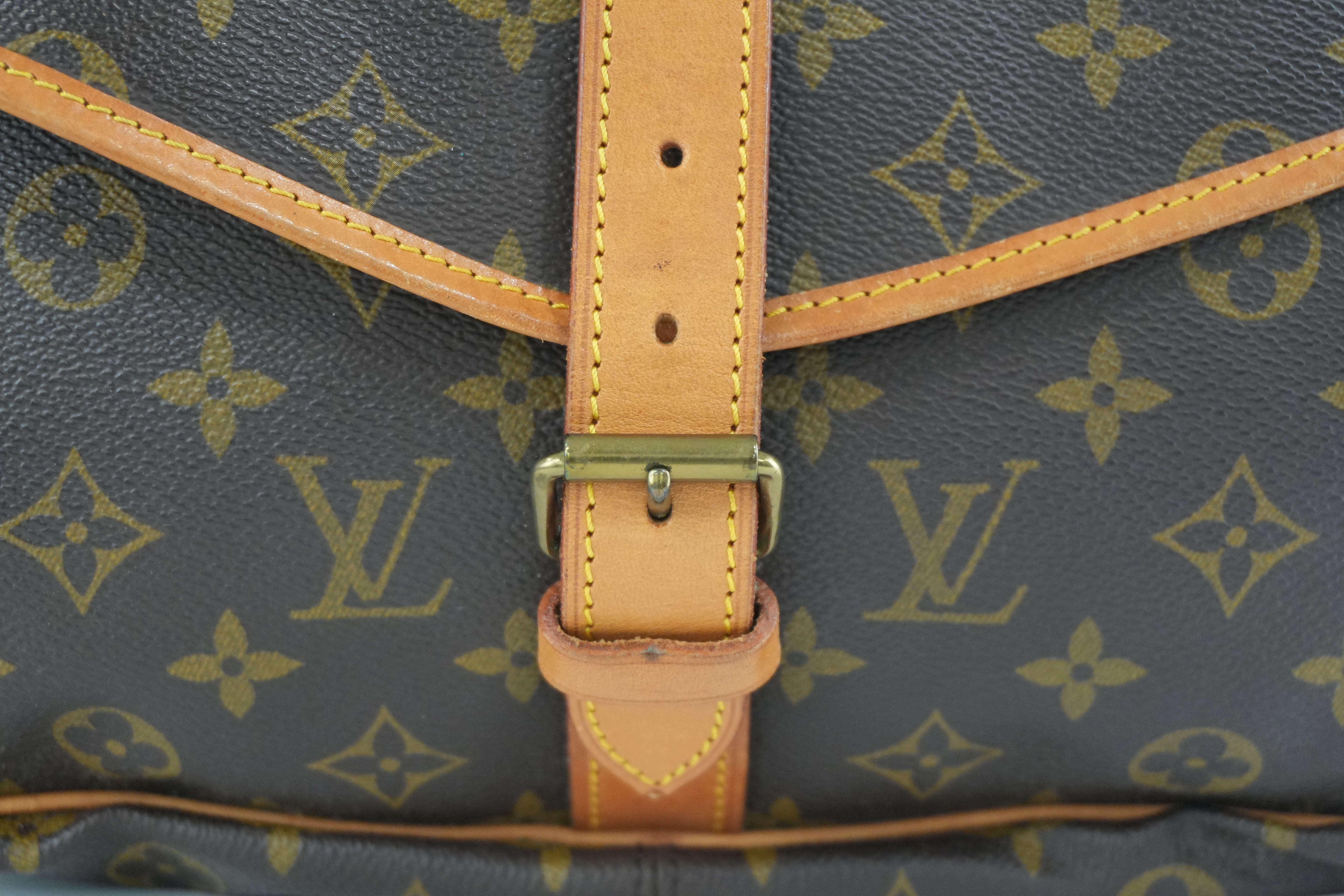 Louis Vuitton Monogram Saumur 35 Shoulder Bag Used