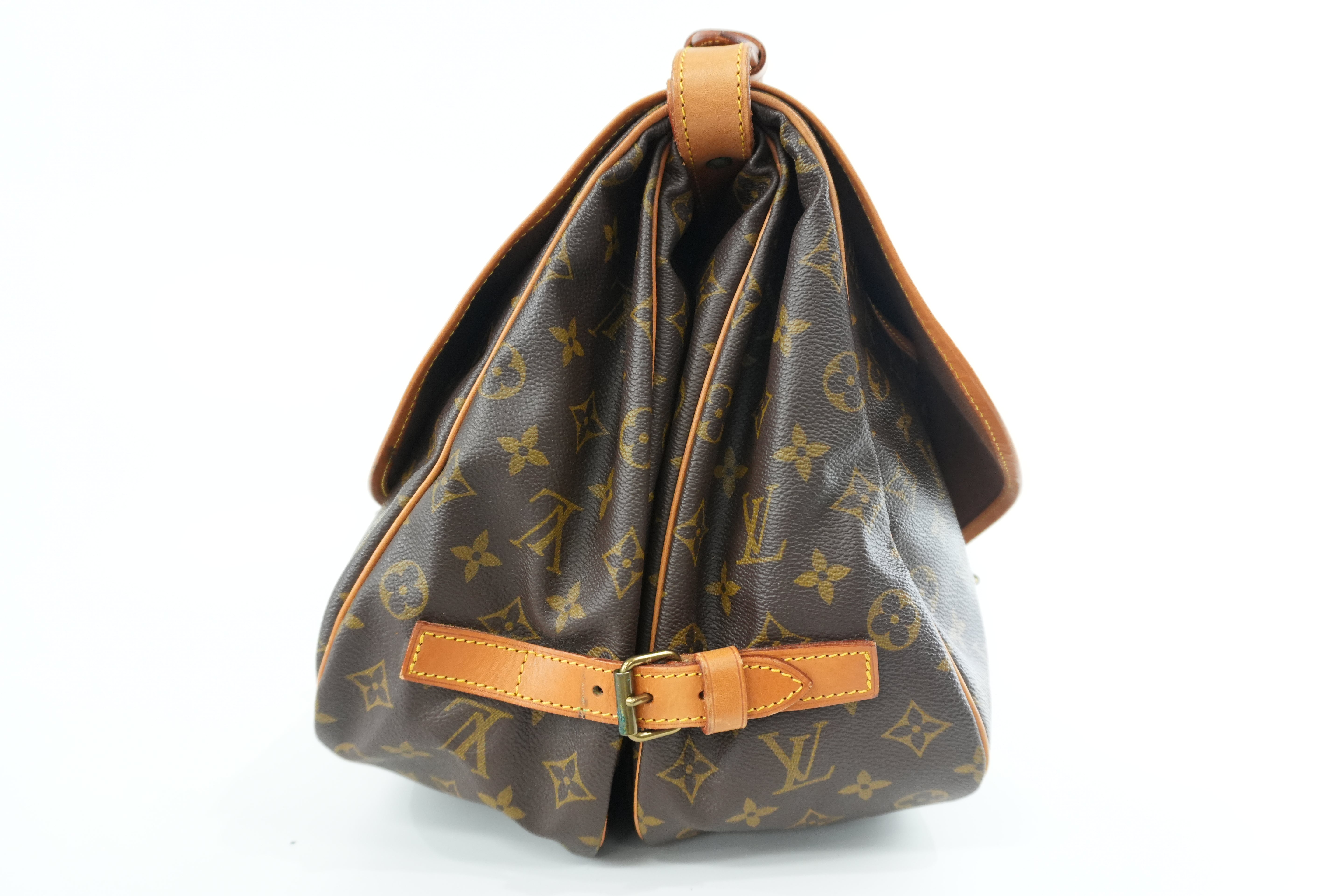 Louis Vuitton Monogram Saumur 35 Shoulder Bag Used