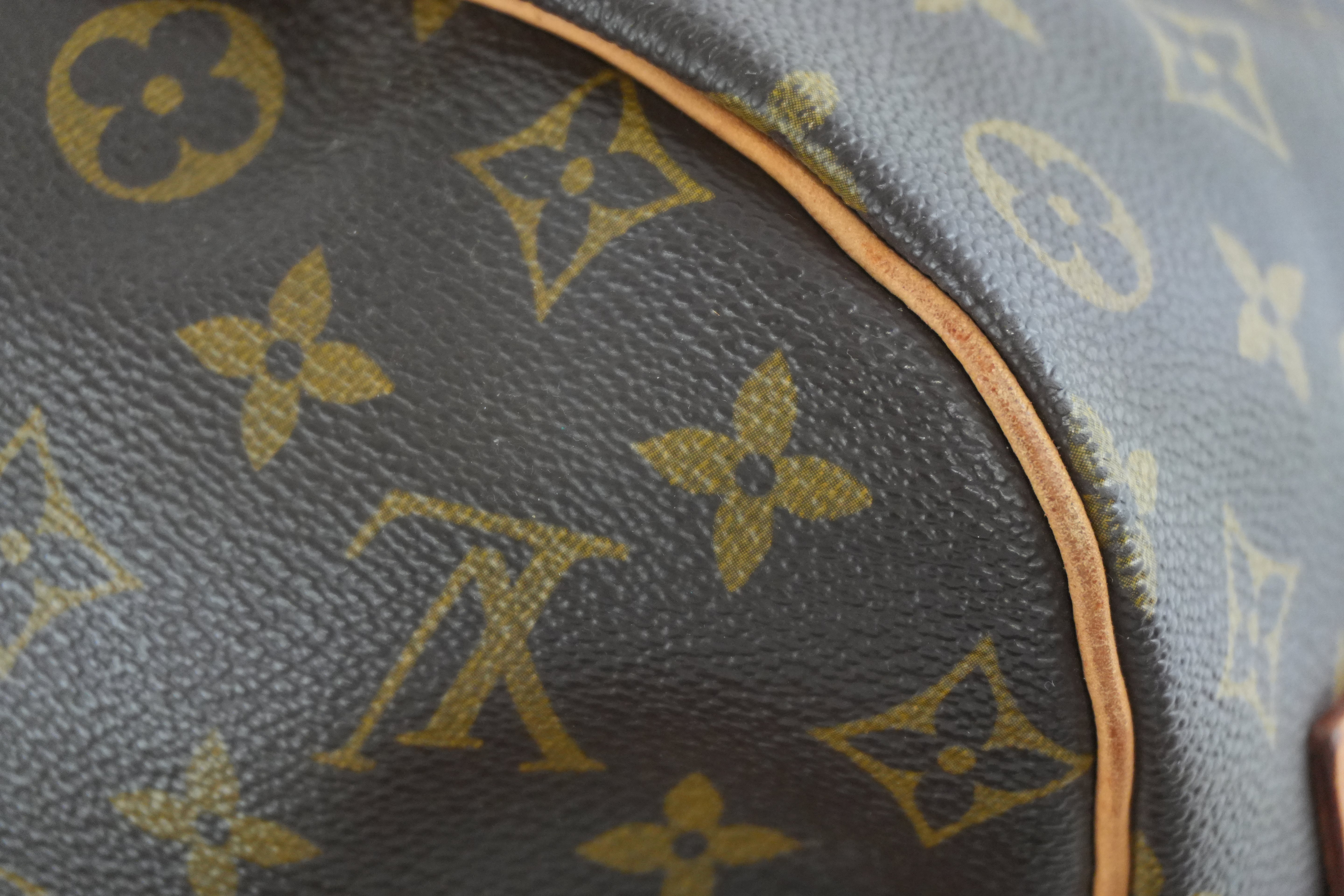 Louis Vuitton Monogram Saumur 35 Shoulder Bag Used
