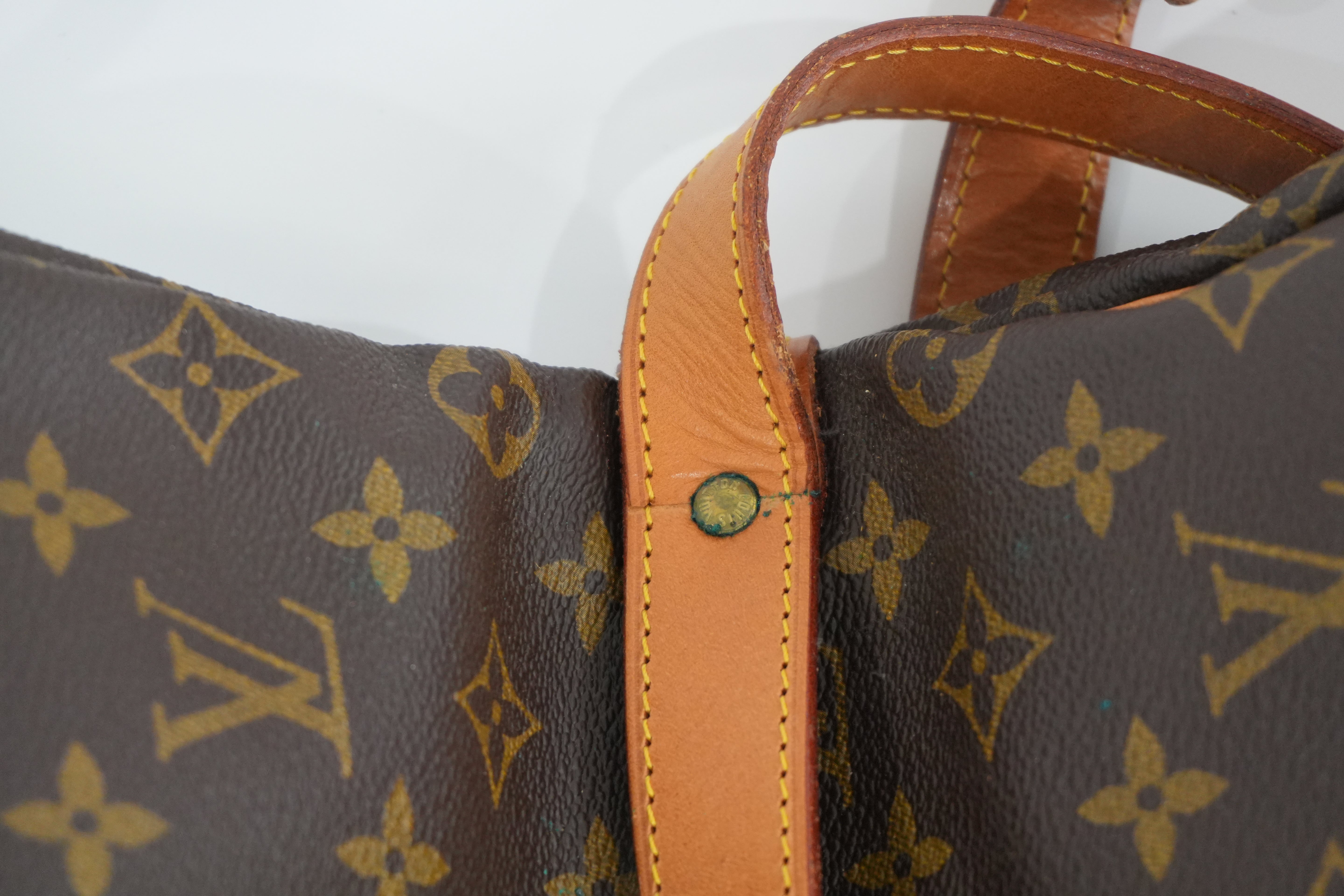 Louis Vuitton Monogram Saumur 35 Shoulder Bag Used