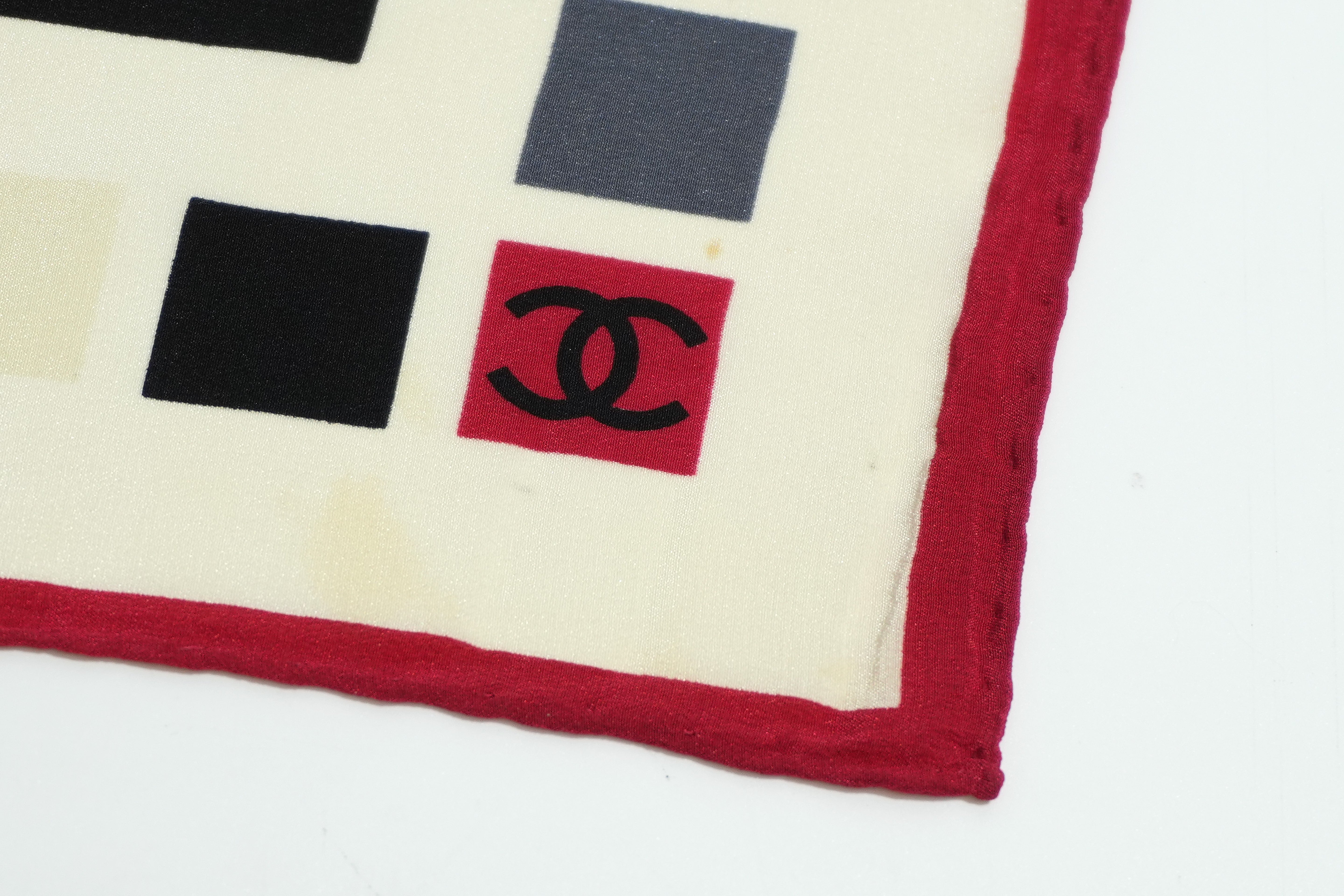 Pre-owned Chanel Scarf Multicolor