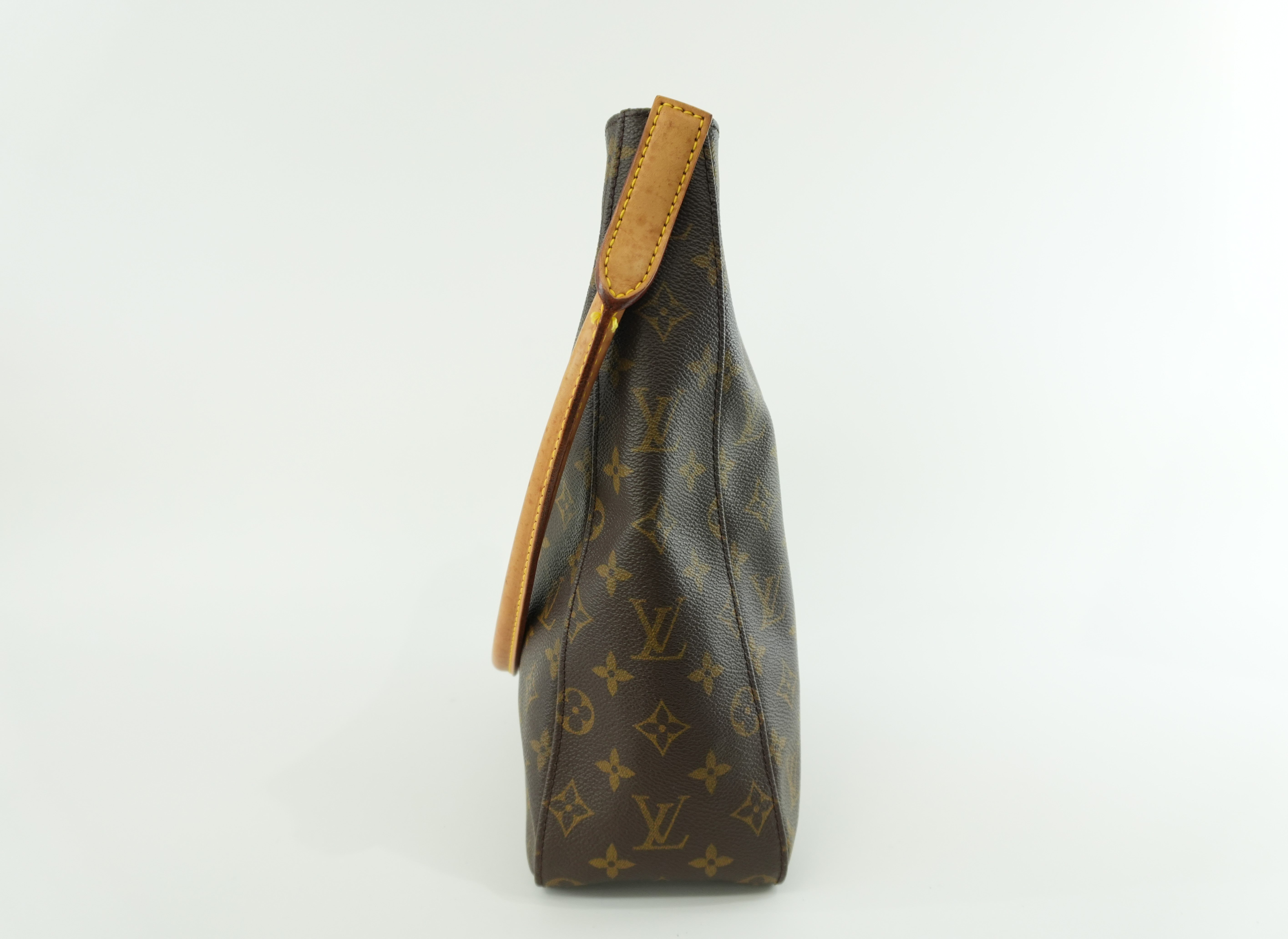 Pre-owned Louis Vuitton Monogram Looping GM Shoulder Bag