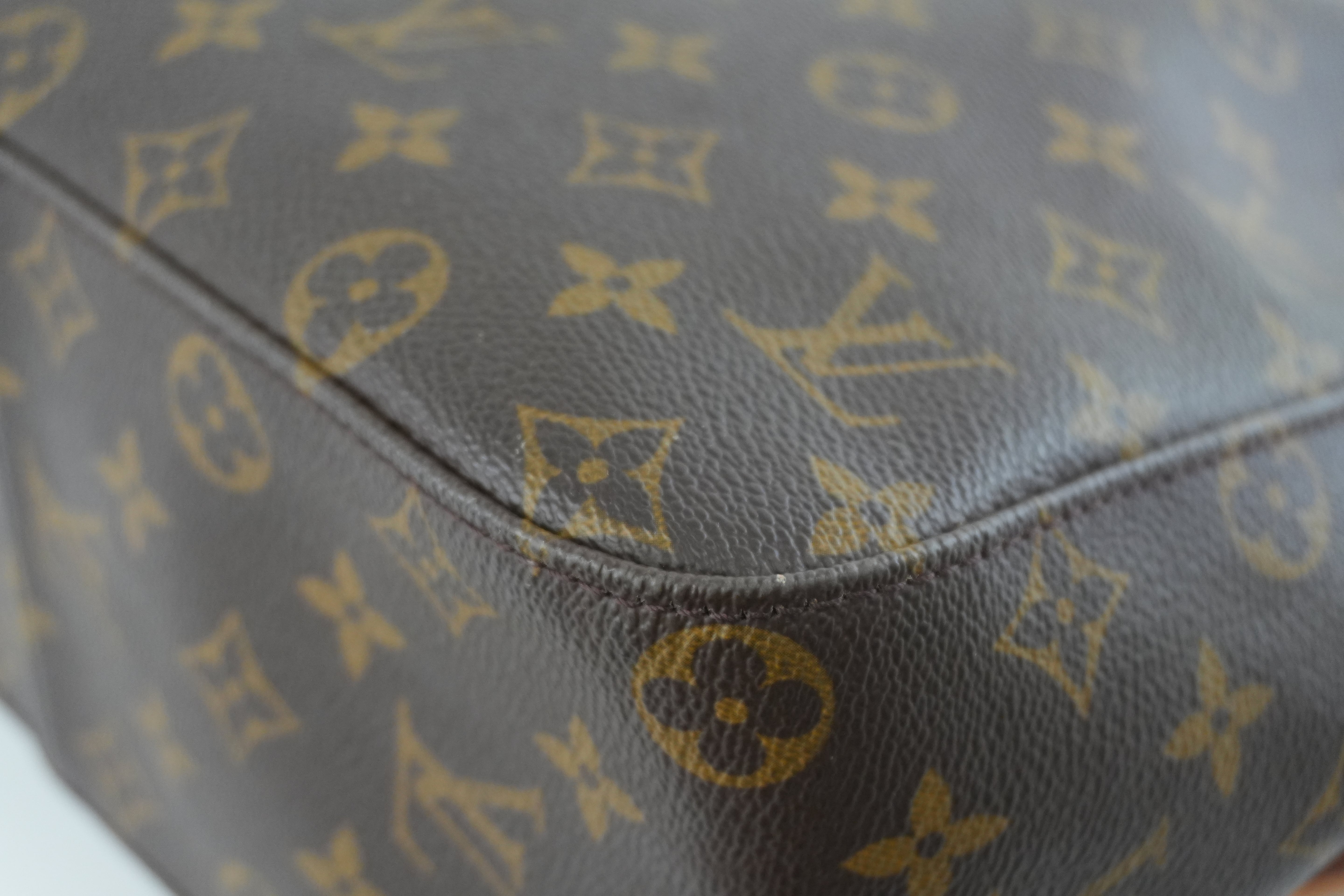 Pre-owned Louis Vuitton Monogram Looping GM Shoulder Bag