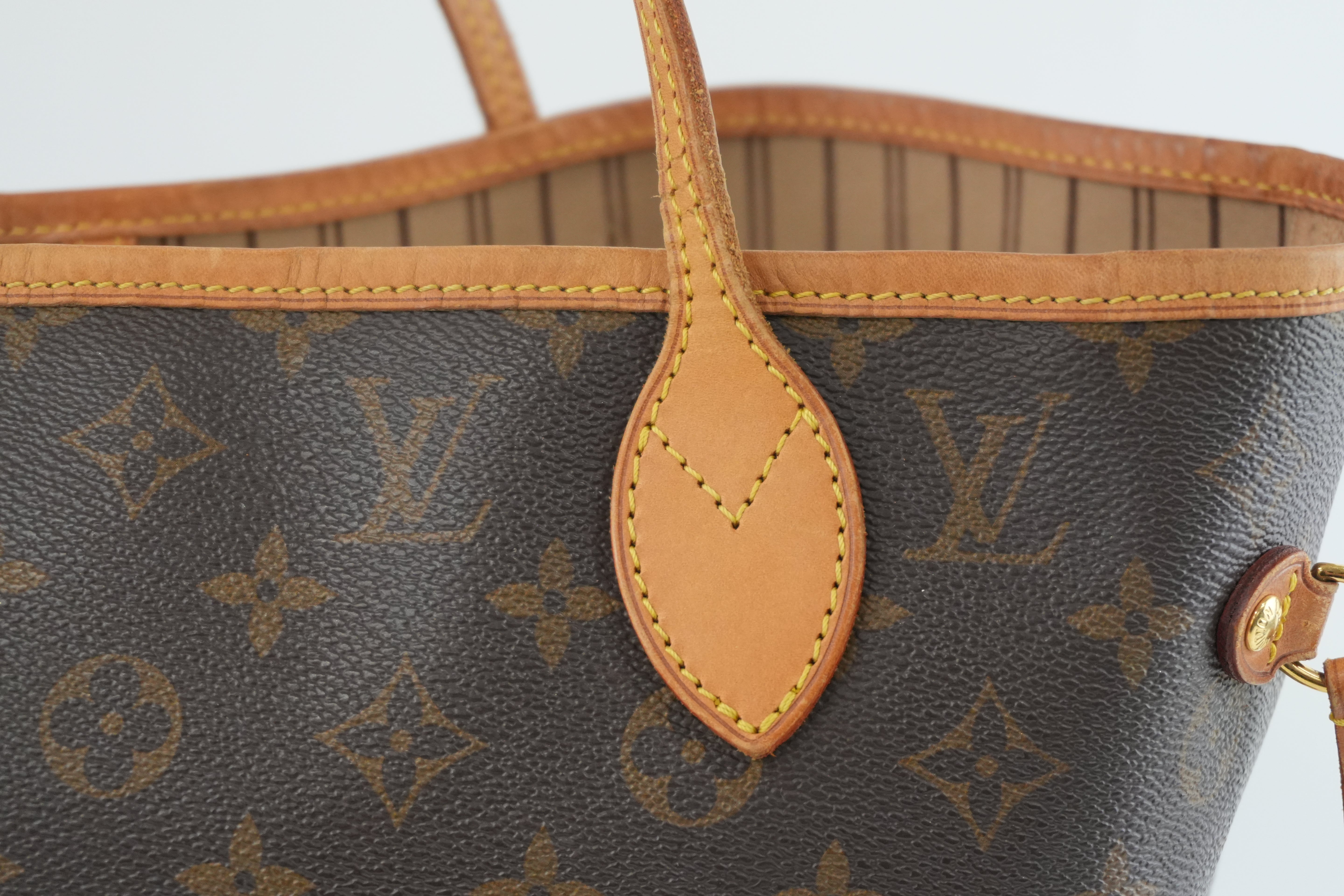Louis Vuitton Neverfull MM Shoulder Tote Bag Used