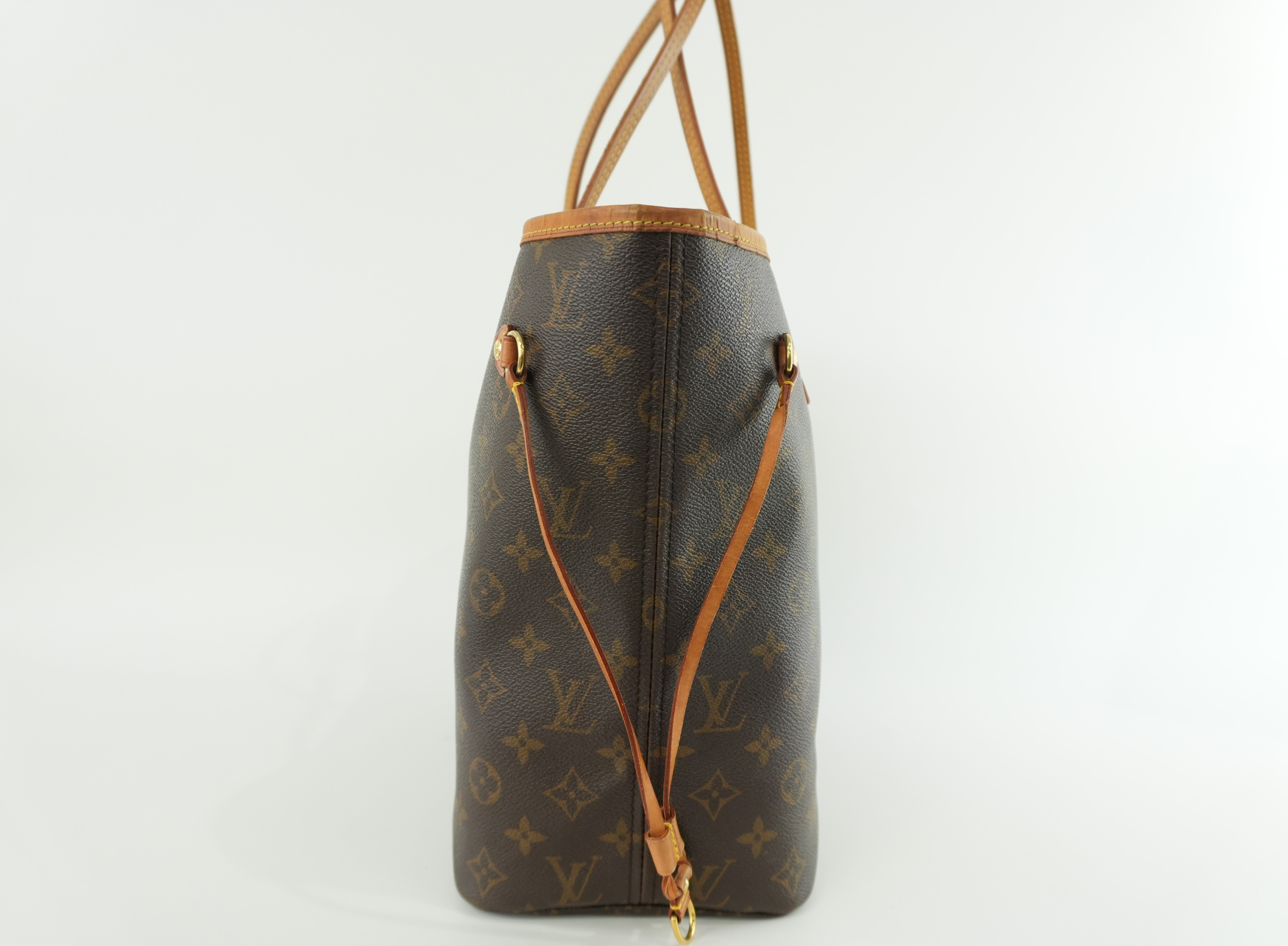 Louis Vuitton Neverfull MM Shoulder Tote Bag Used