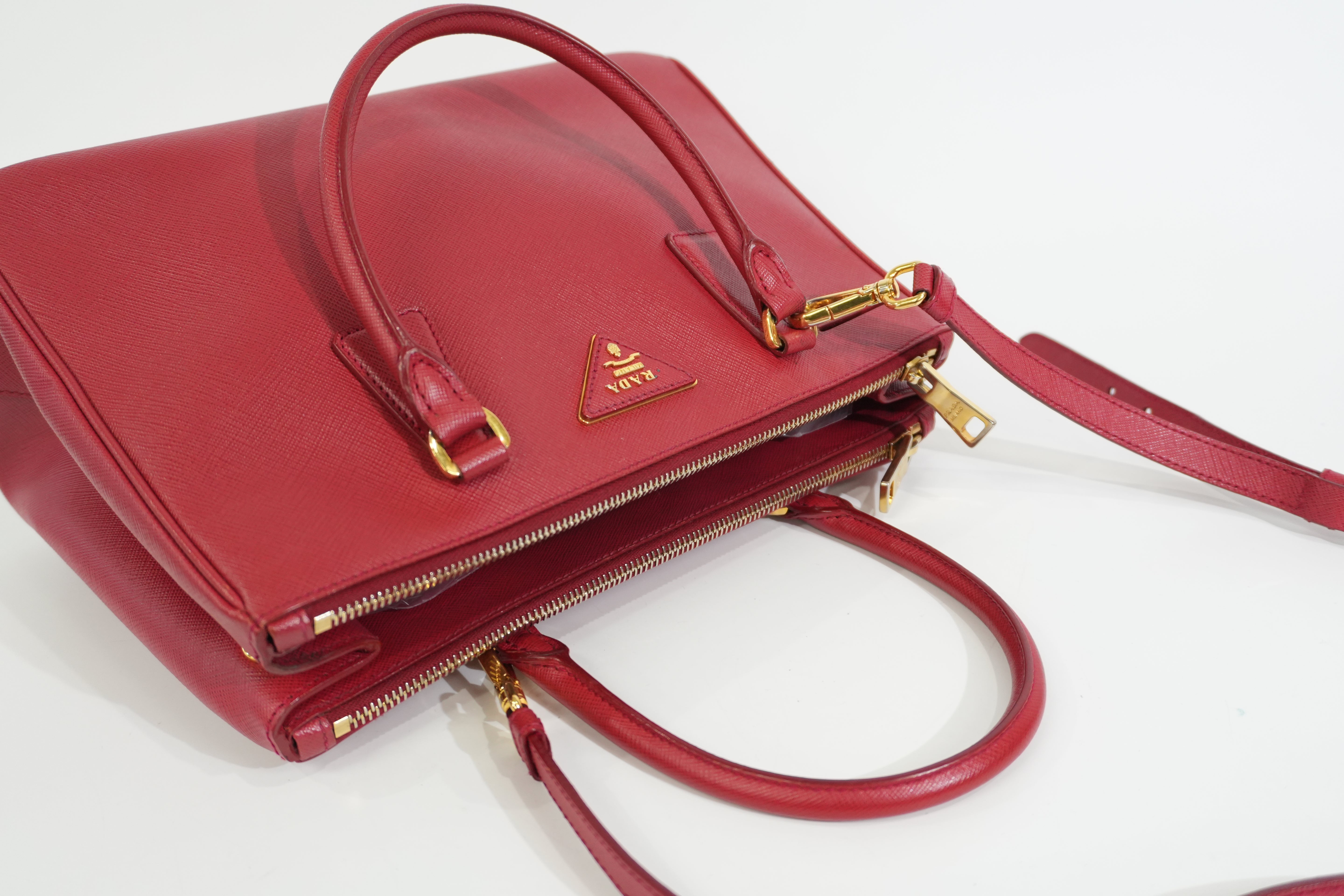 Pre-owned Prada Saffiano Lux Two Way Shoulder Bag Red
