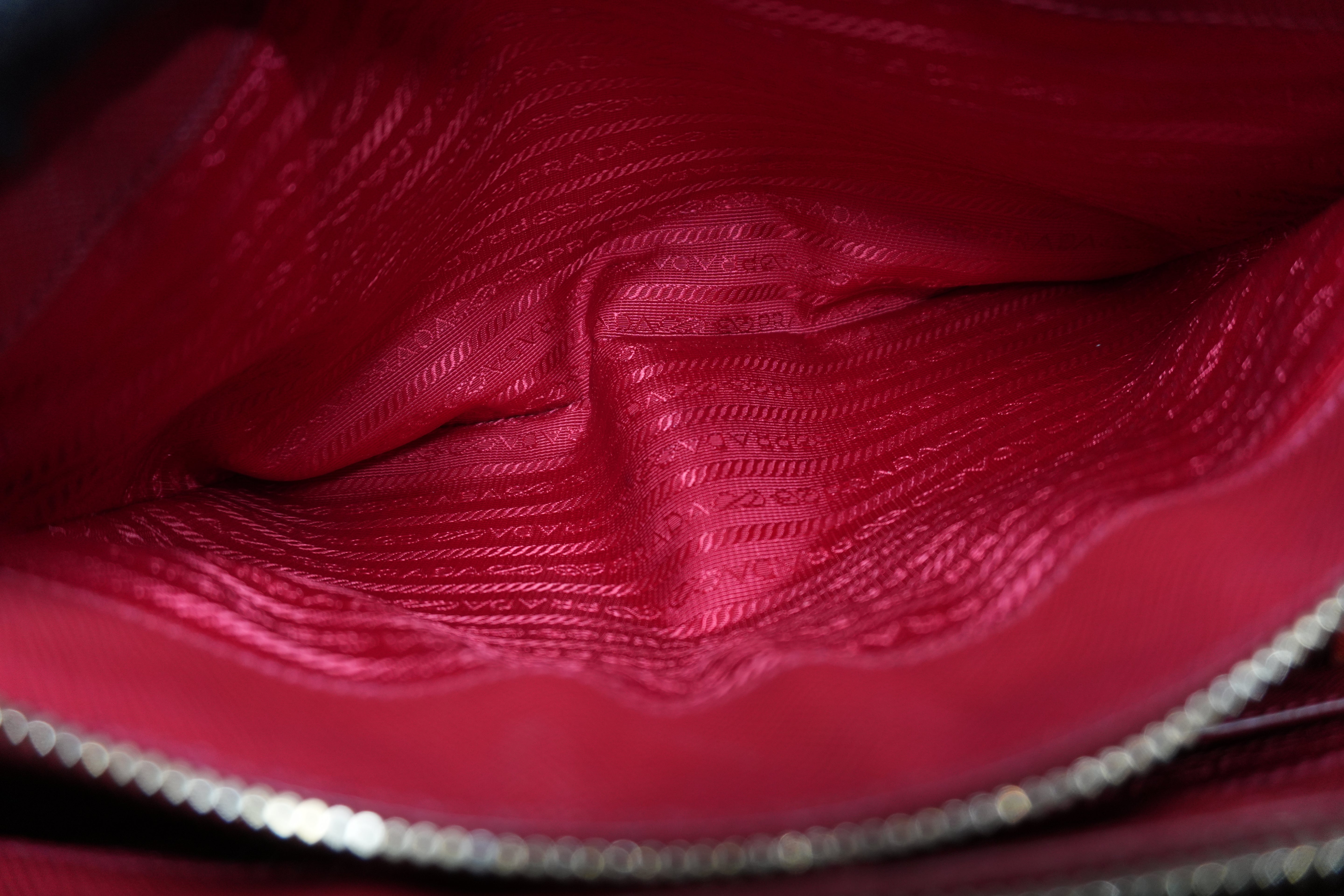 Pre-owned Prada Saffiano Lux Two Way Shoulder Bag Red