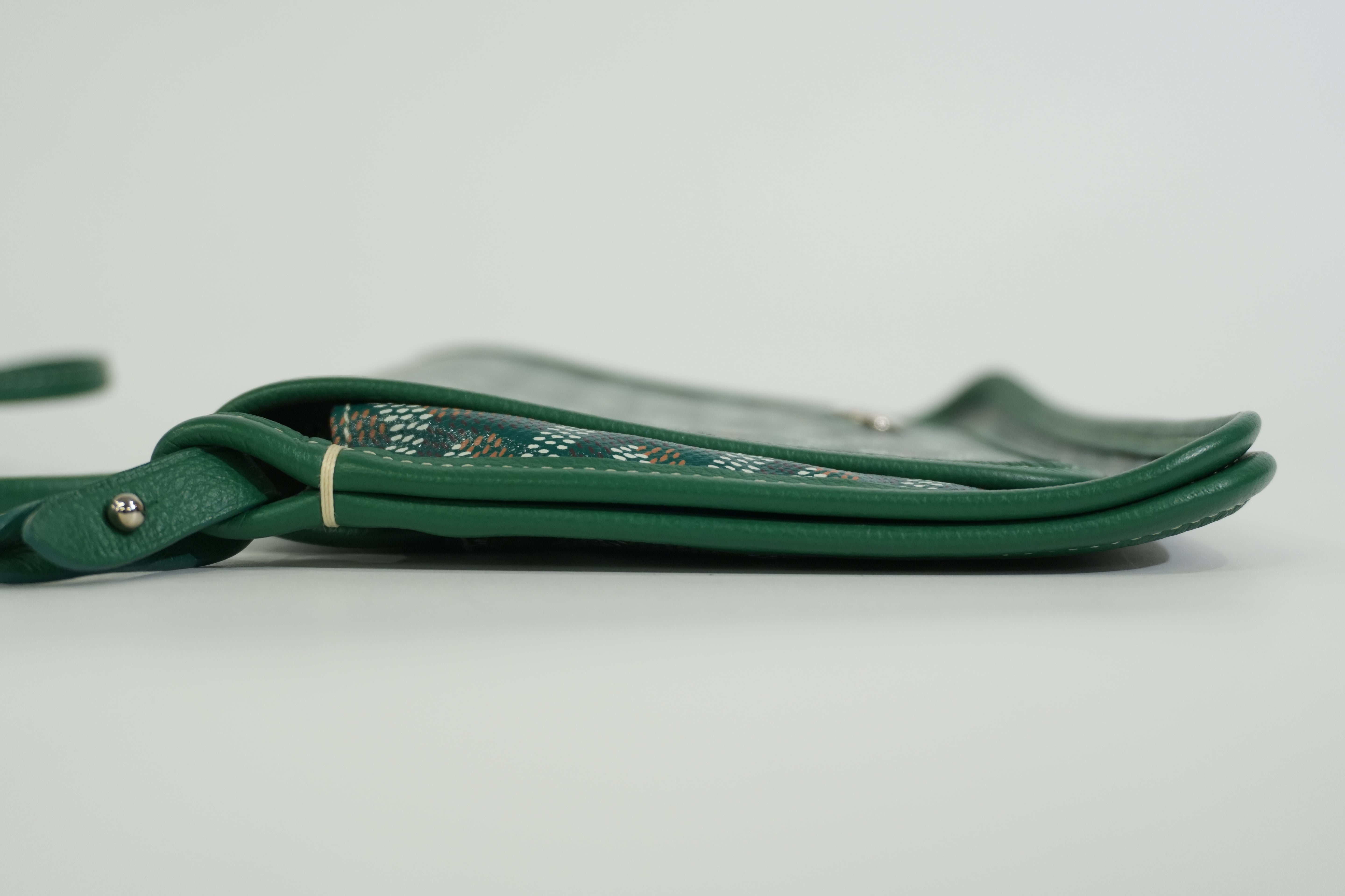 Pre-owned Goyard Plumet Pocket Wallet Shoulder Bag Green