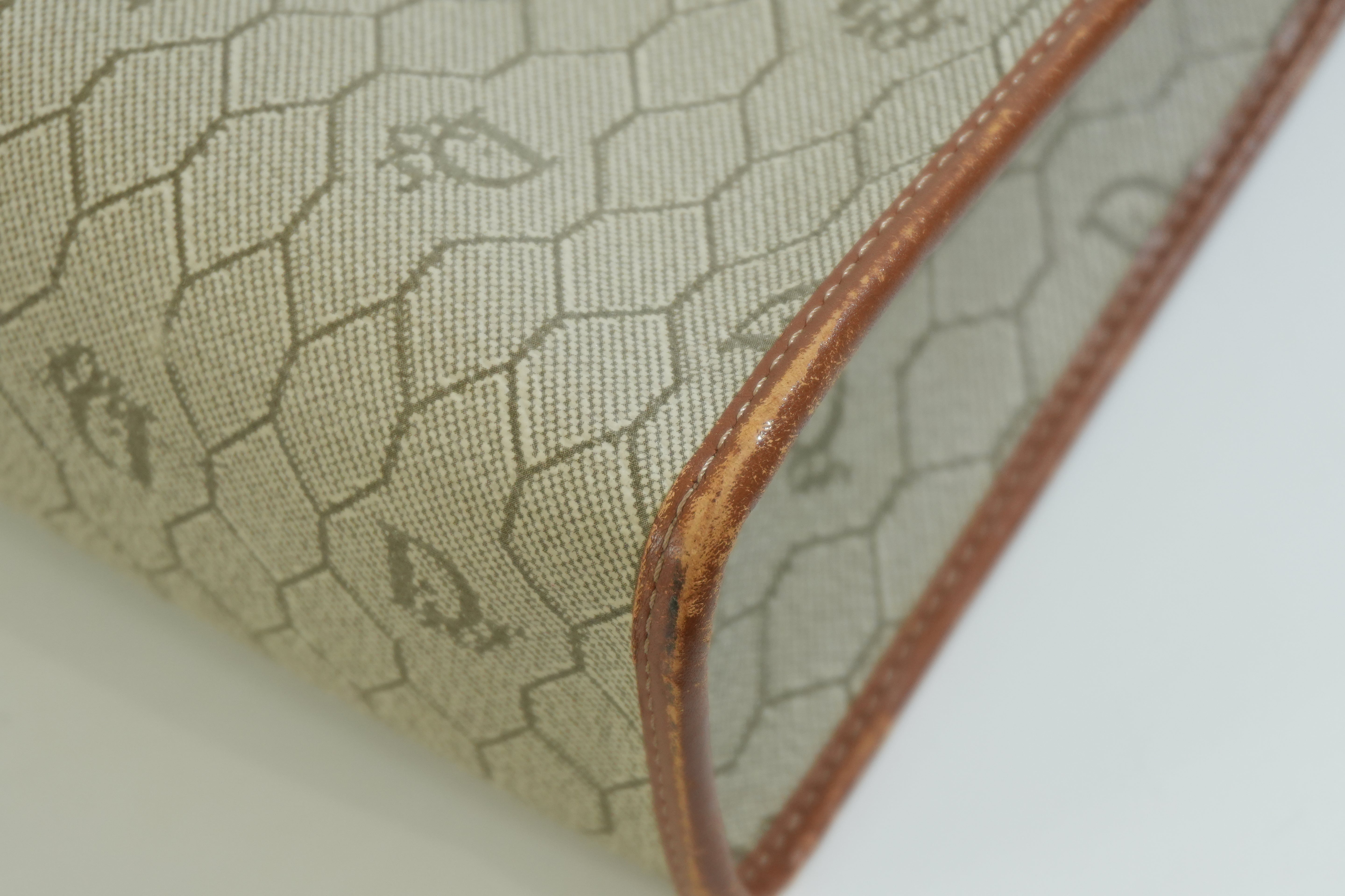 Pre-owned Dior Honeycomb Clutch Bag Brown