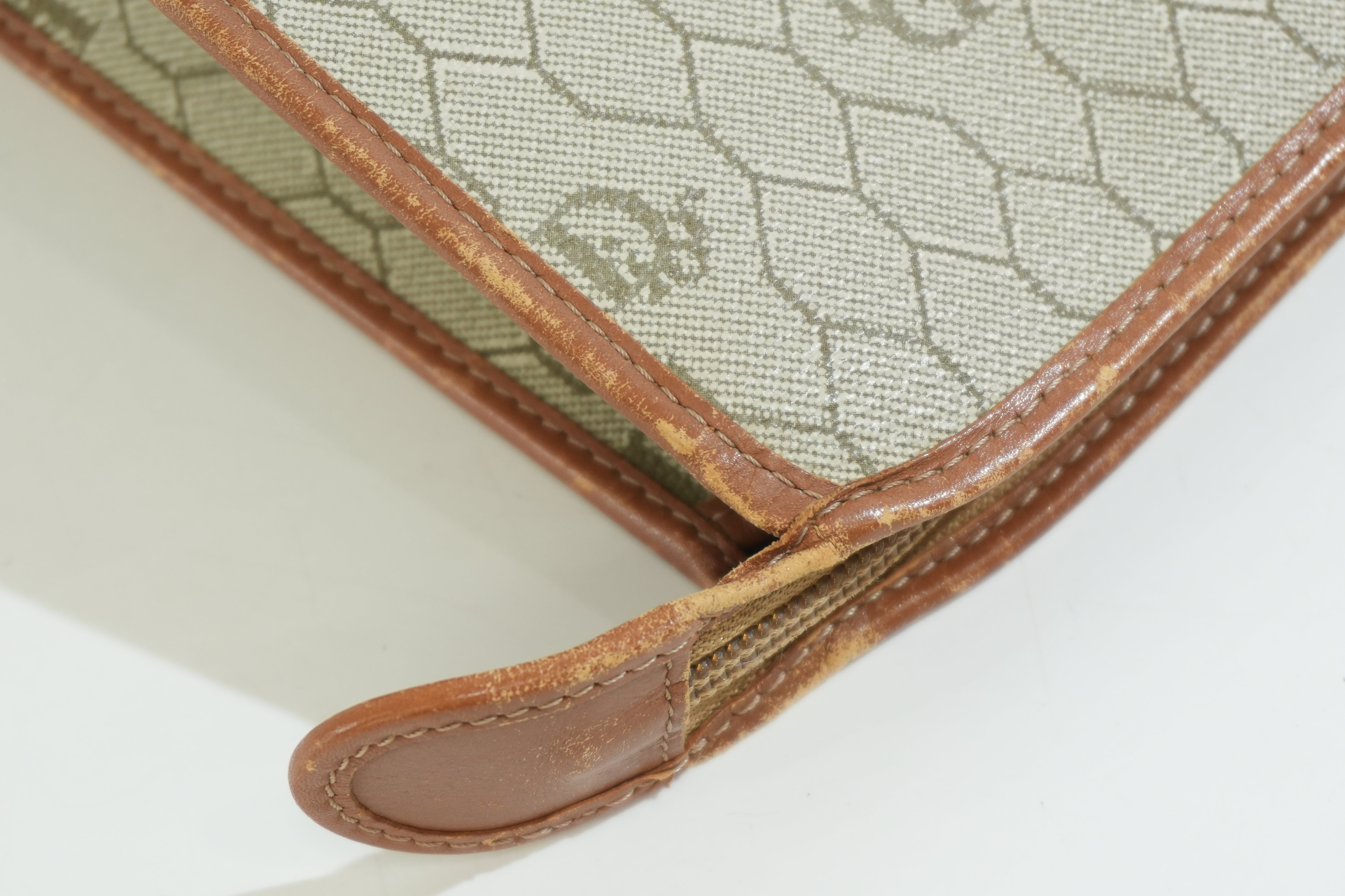 Pre-owned Dior Honeycomb Clutch Bag Brown