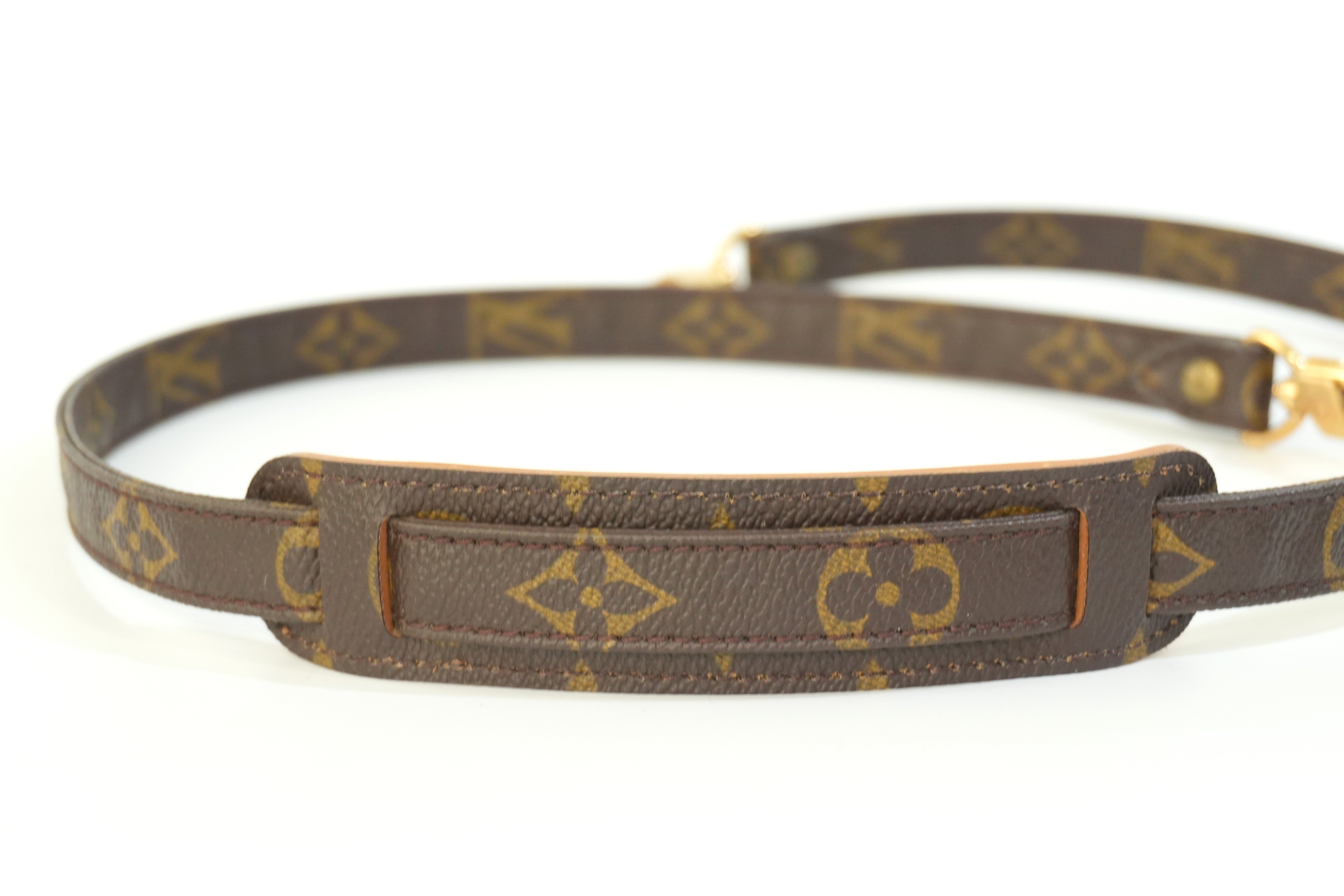 Pre-owned Louis Vuitton Monogram Strap