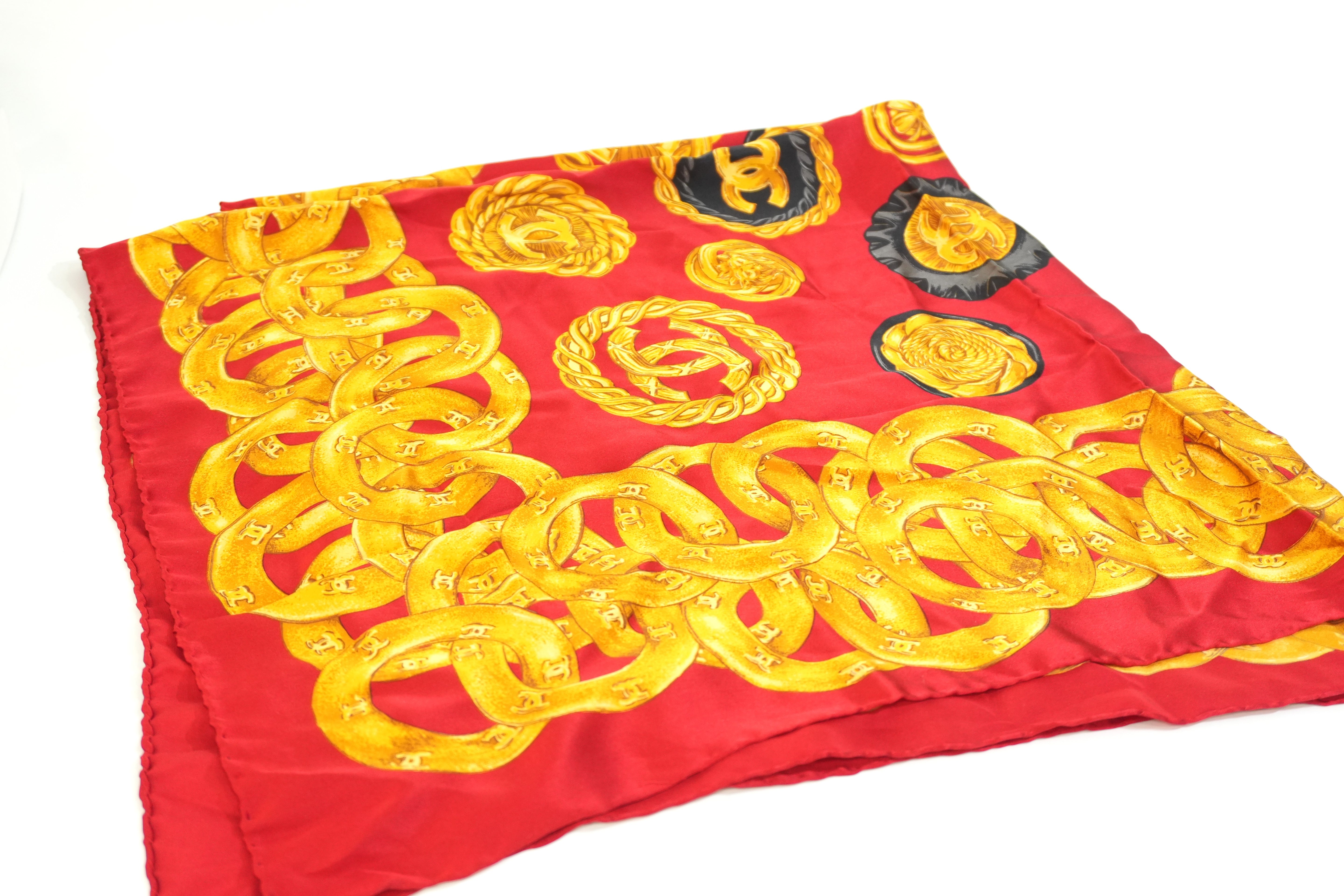 Pre-owned Chanel Scarf Red