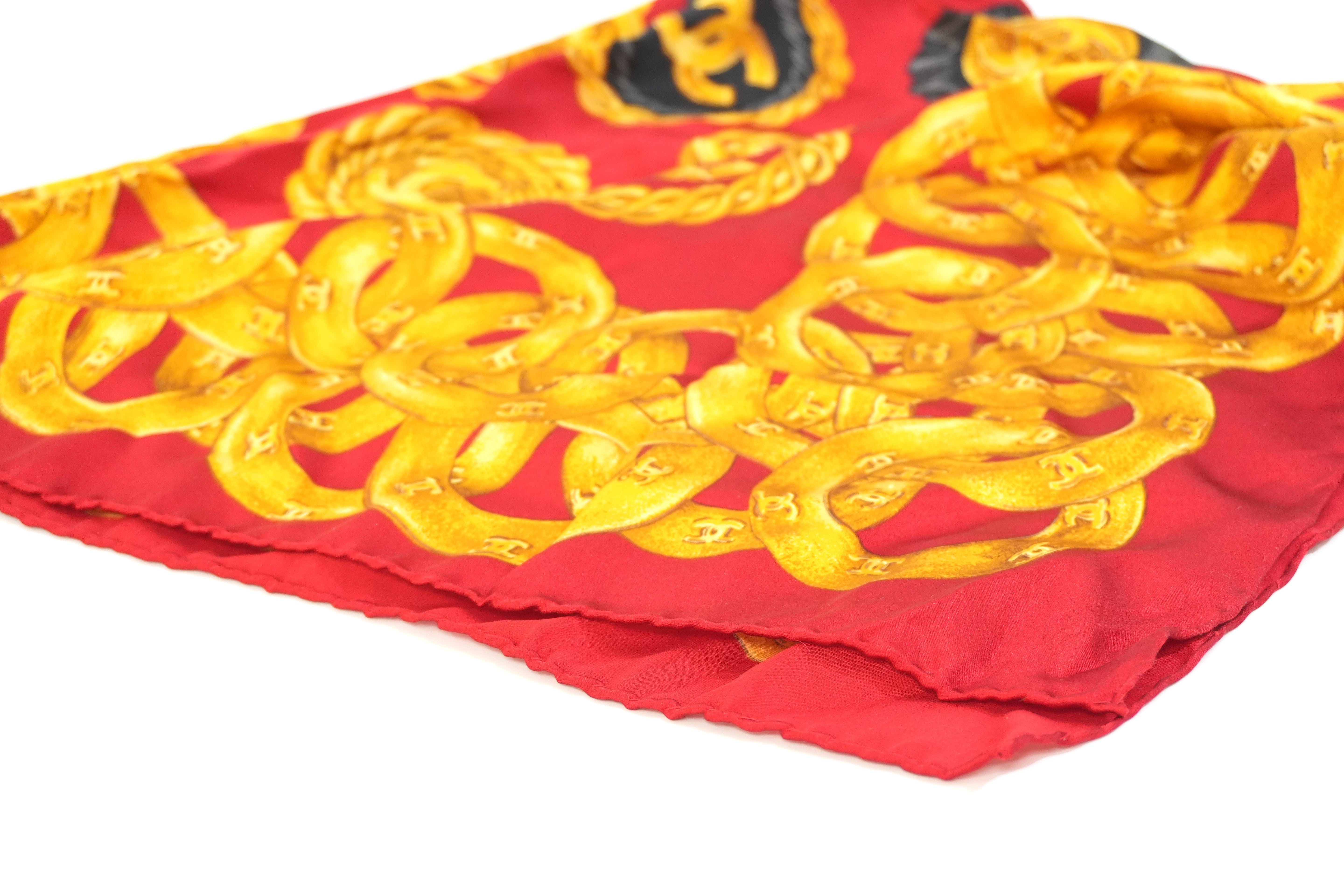 Pre-owned Chanel Scarf Red