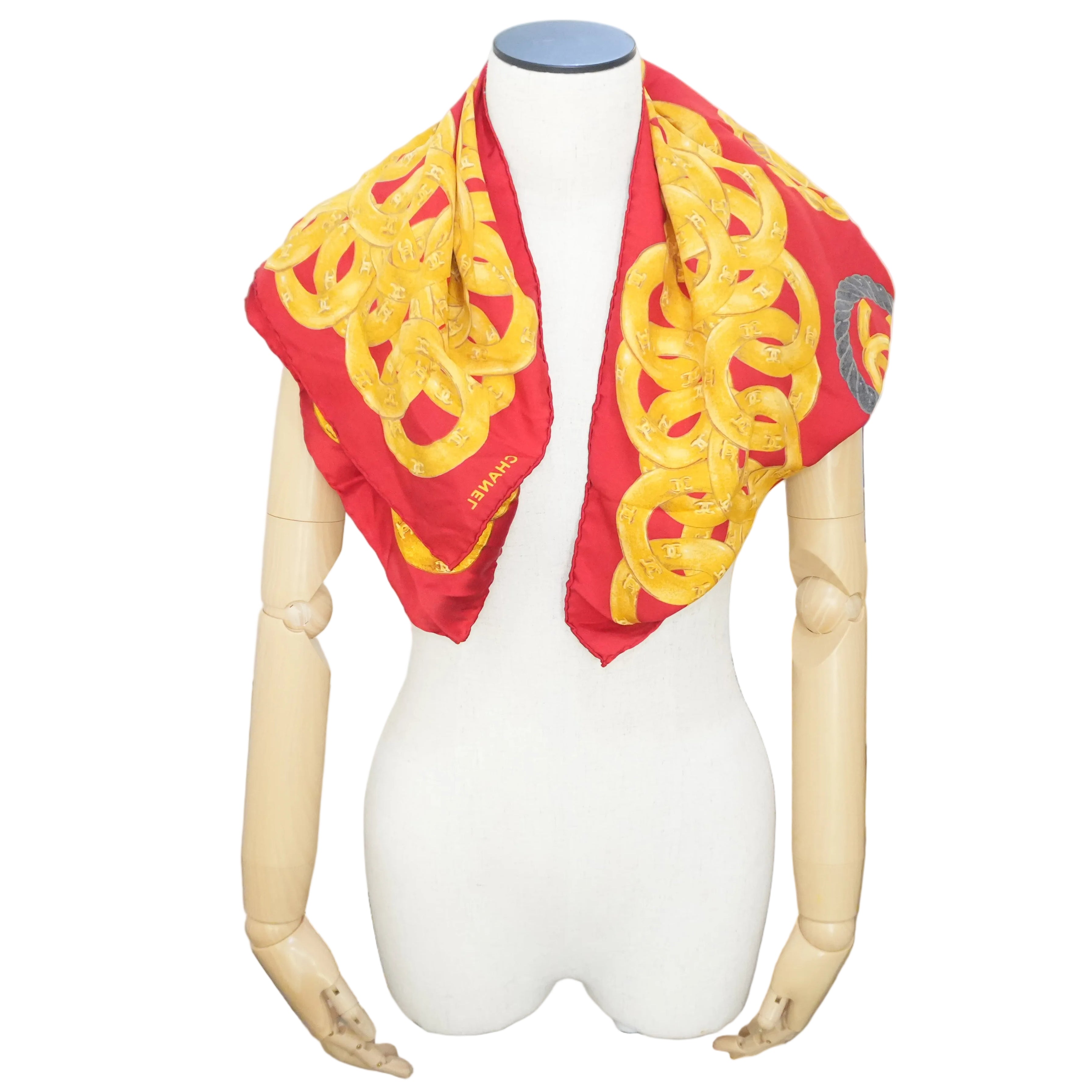 Pre-owned Chanel Scarf Red