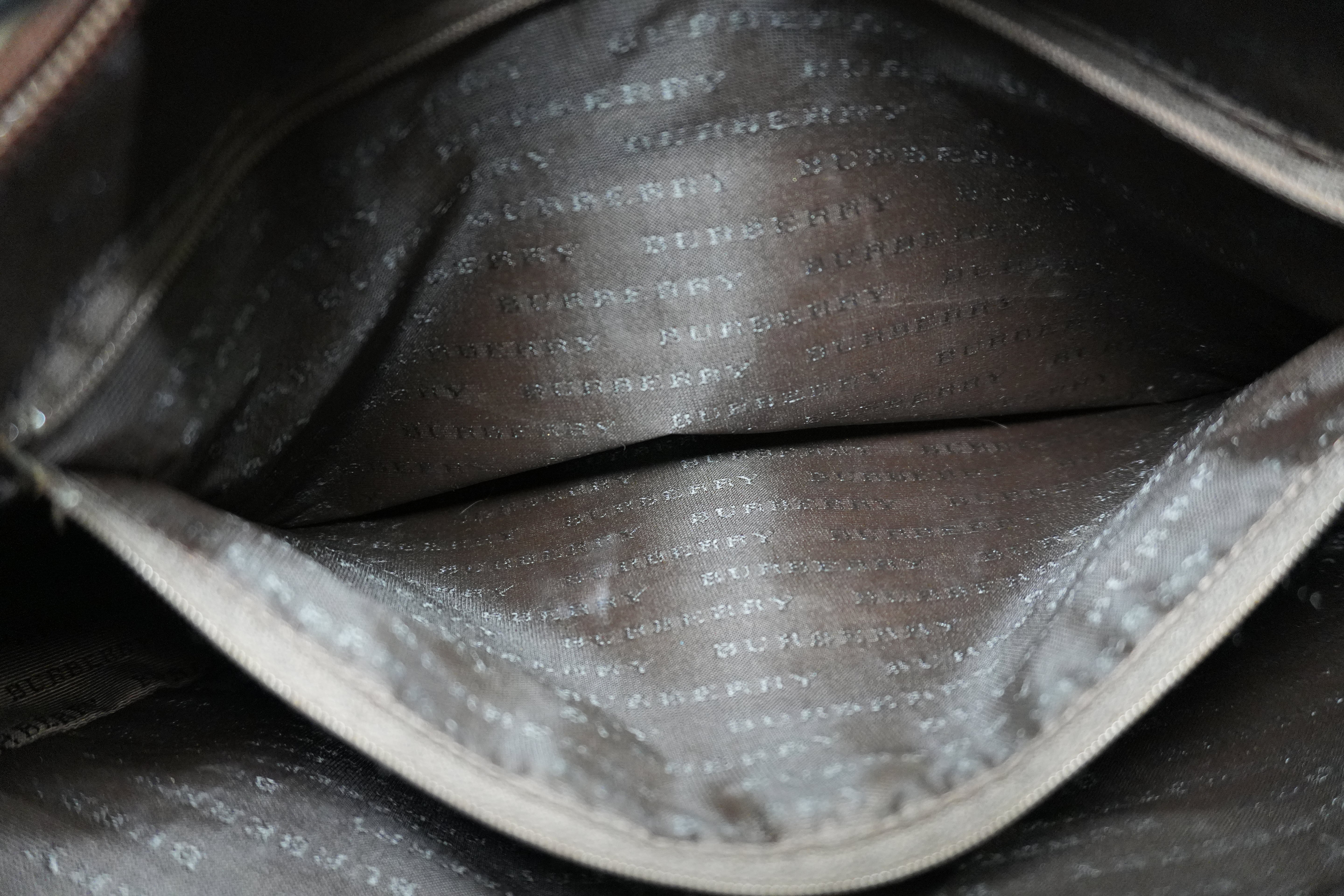 Pre-owned Burberry Nova Check Messenger Bag Beige and Brown