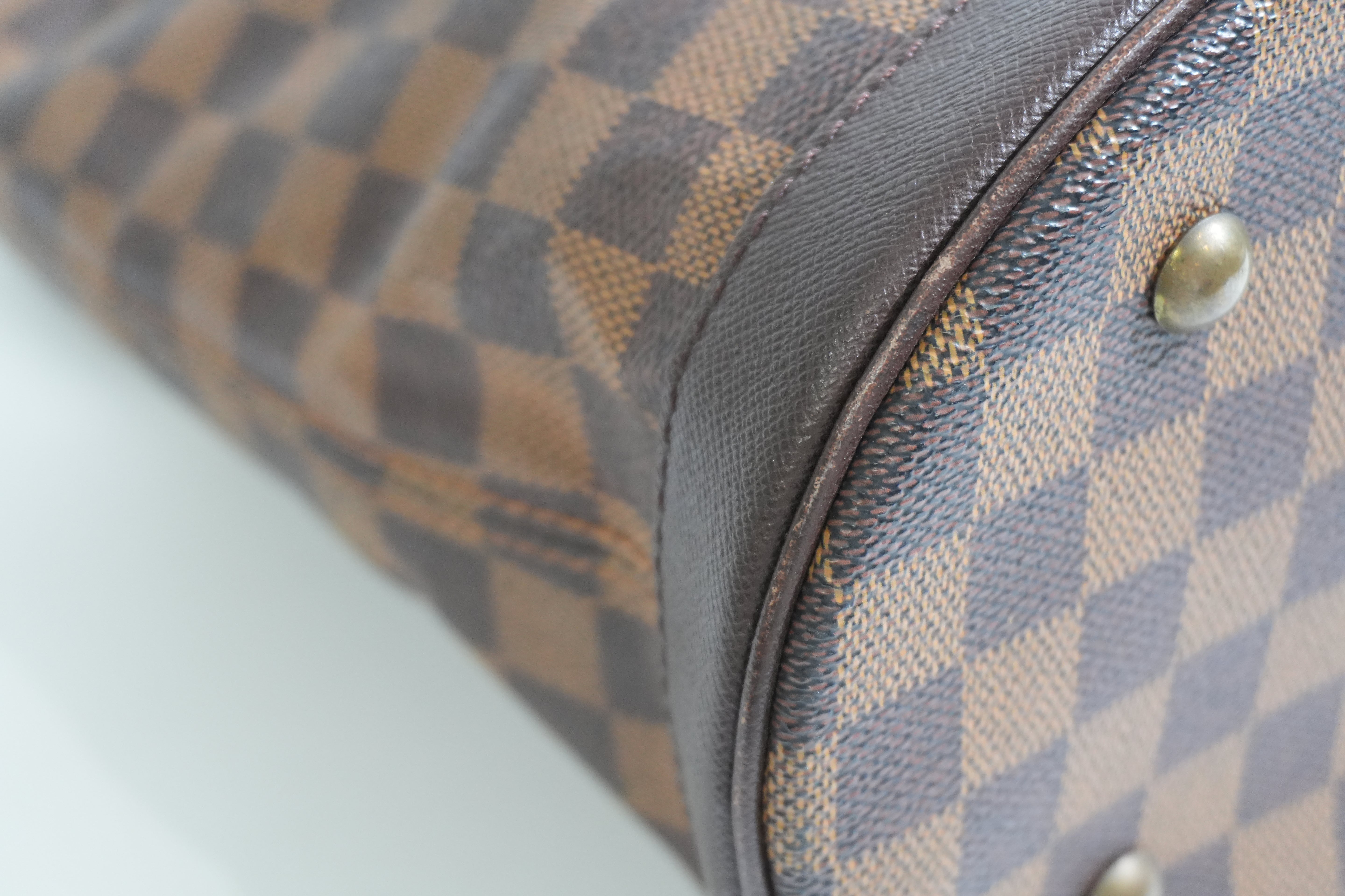 Pre-owned Louis Vuitton Damier Ebene Marais Bucket Bag