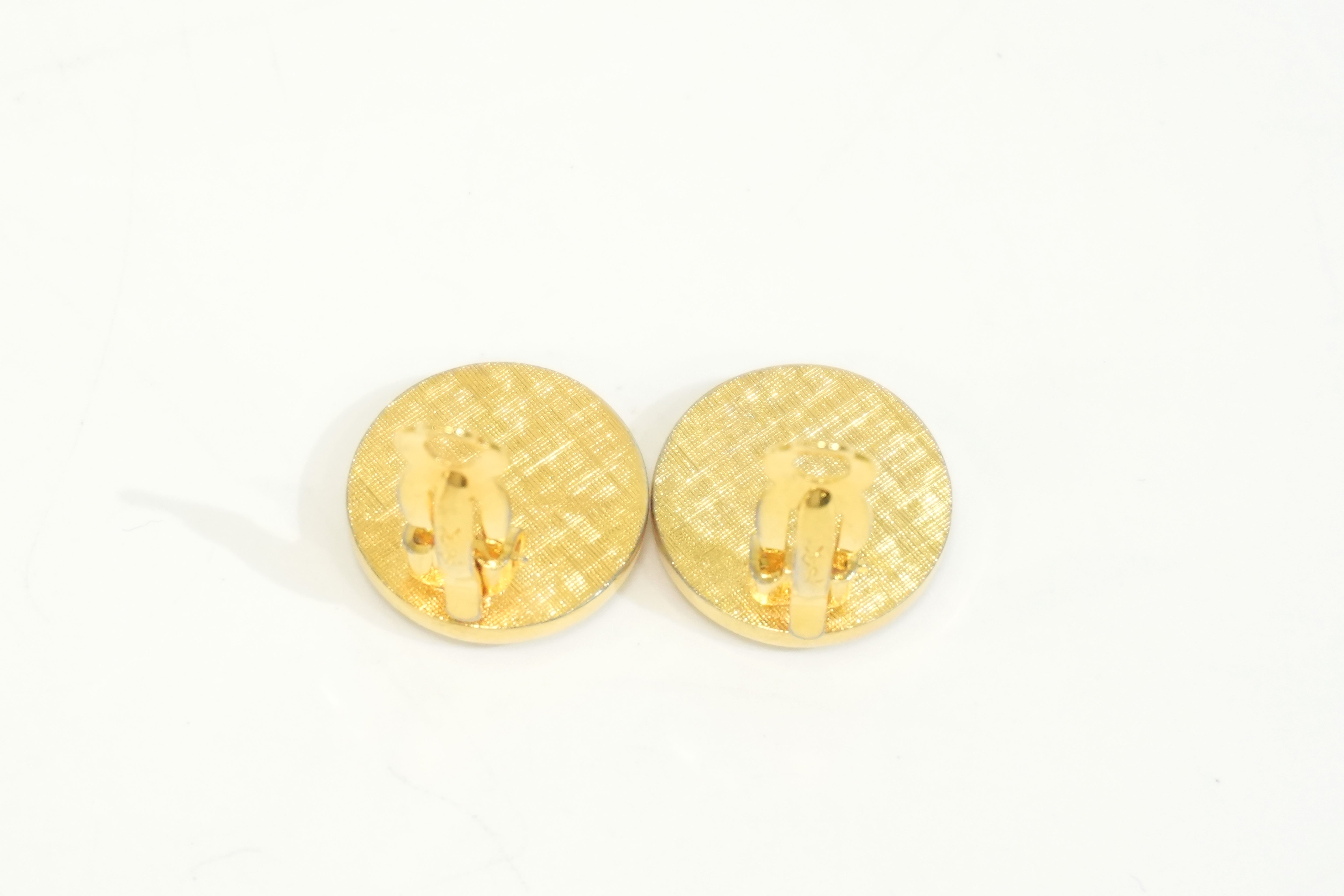 Pre-owned Yves Saint-Lauren Steel Fashion Clip on Earrings Gold