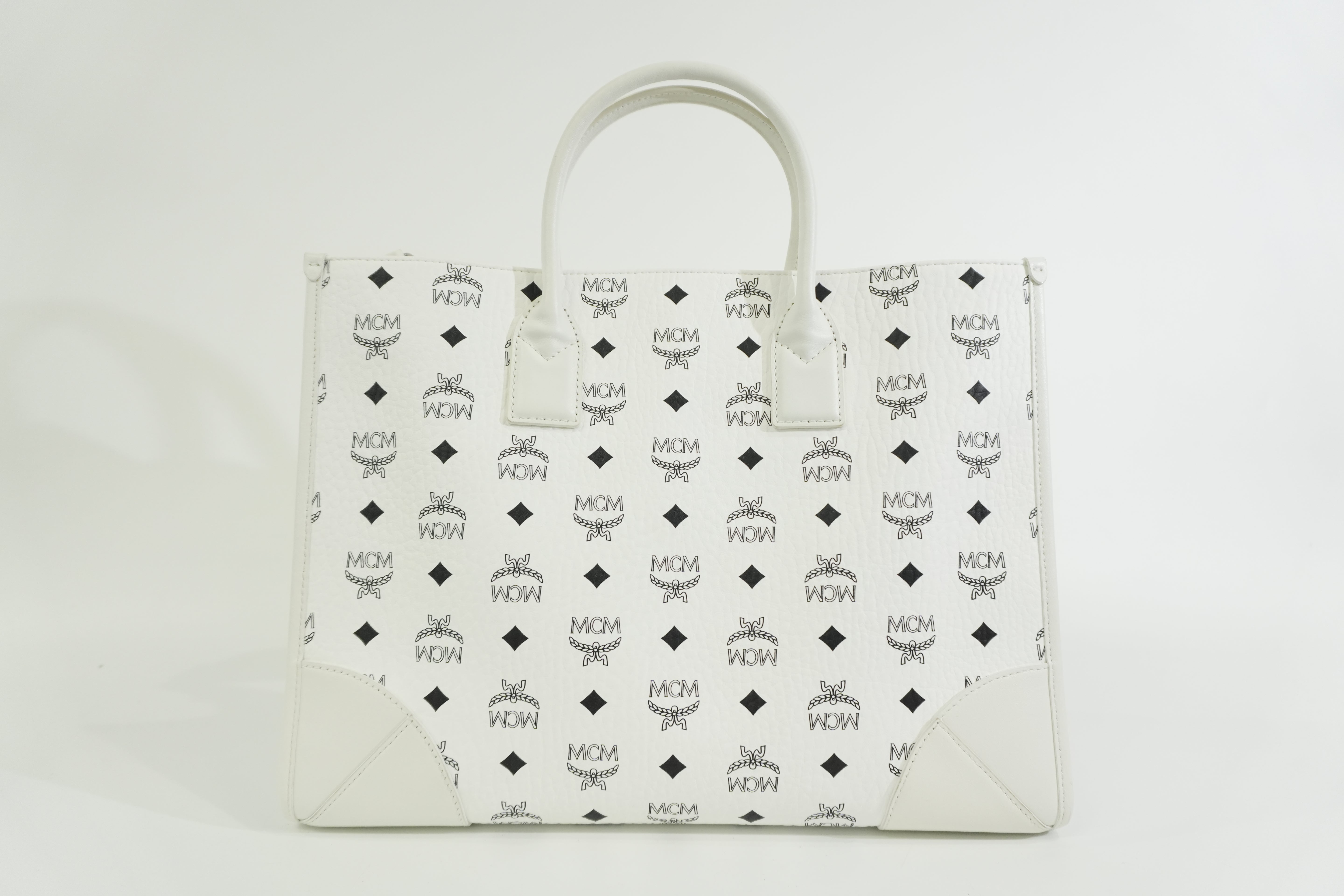 Pre-owned MCM Two Way Shoulder Bag White