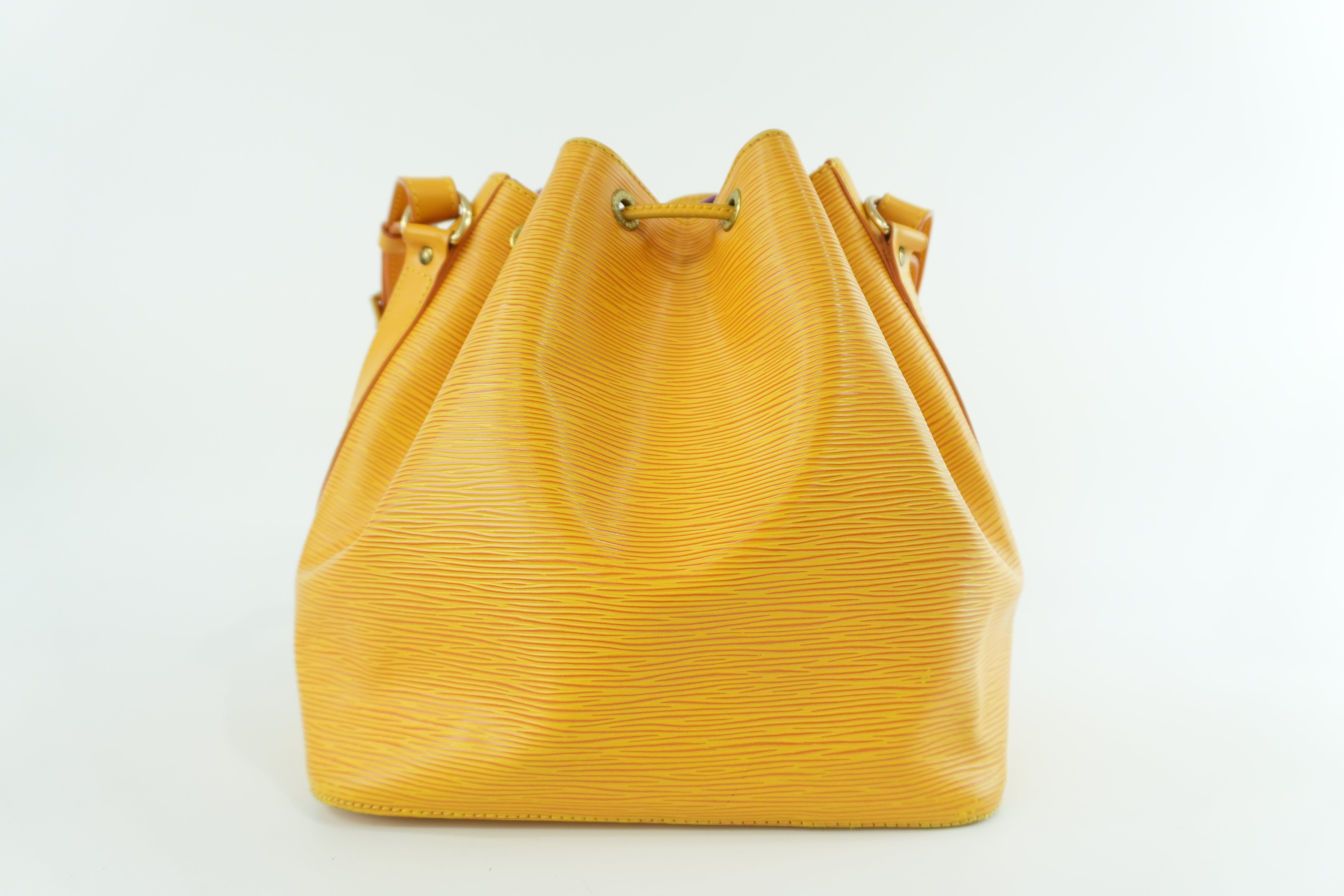 Pre-owned Louis Vuitton Noe PM Shoulder Bag Epi Yellow