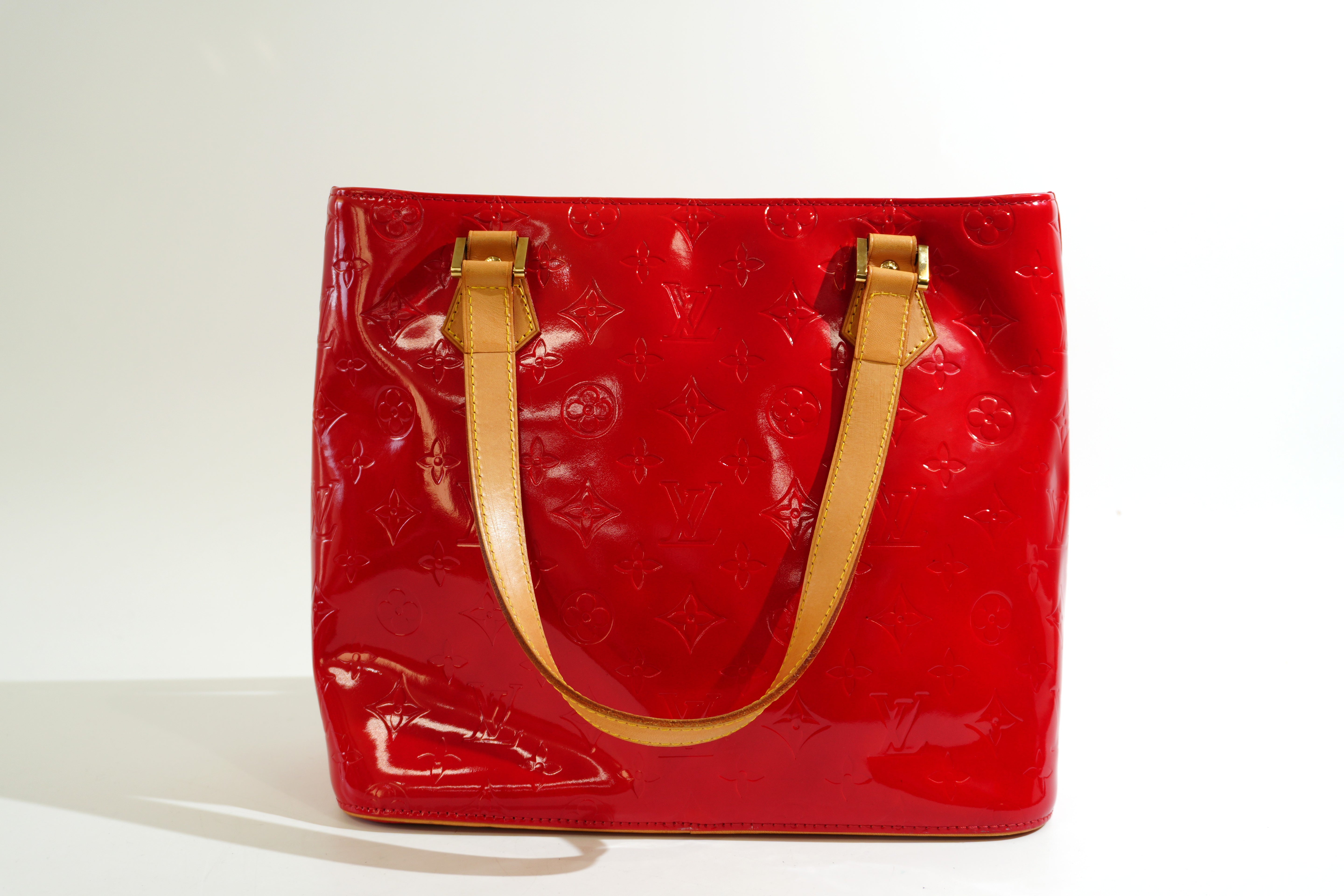 Pre-owned Louis Vuitton Vernis Houston Handbag Red