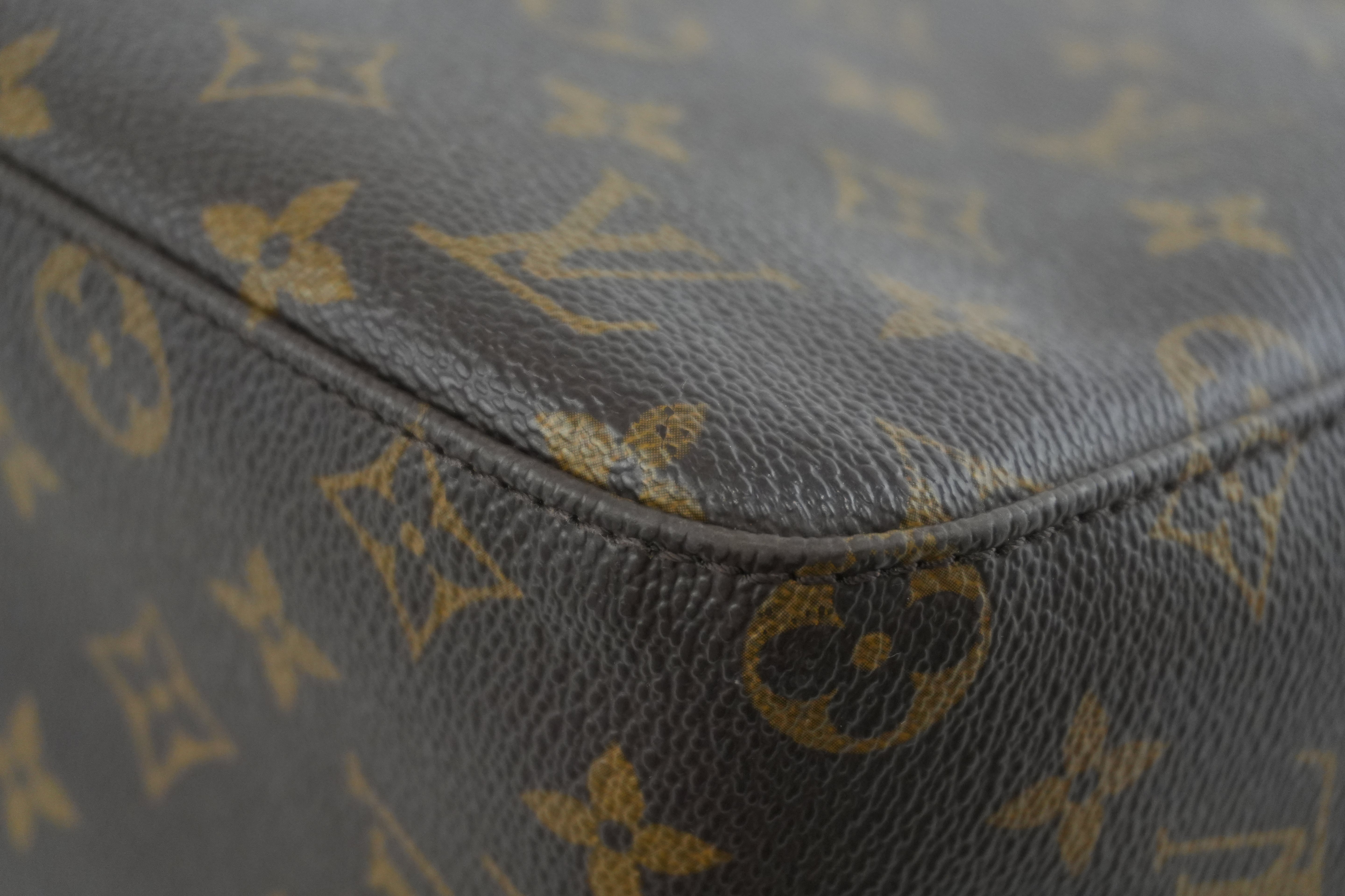 Louis Vuitton Monogram Looping MM Shoulder Bag Used