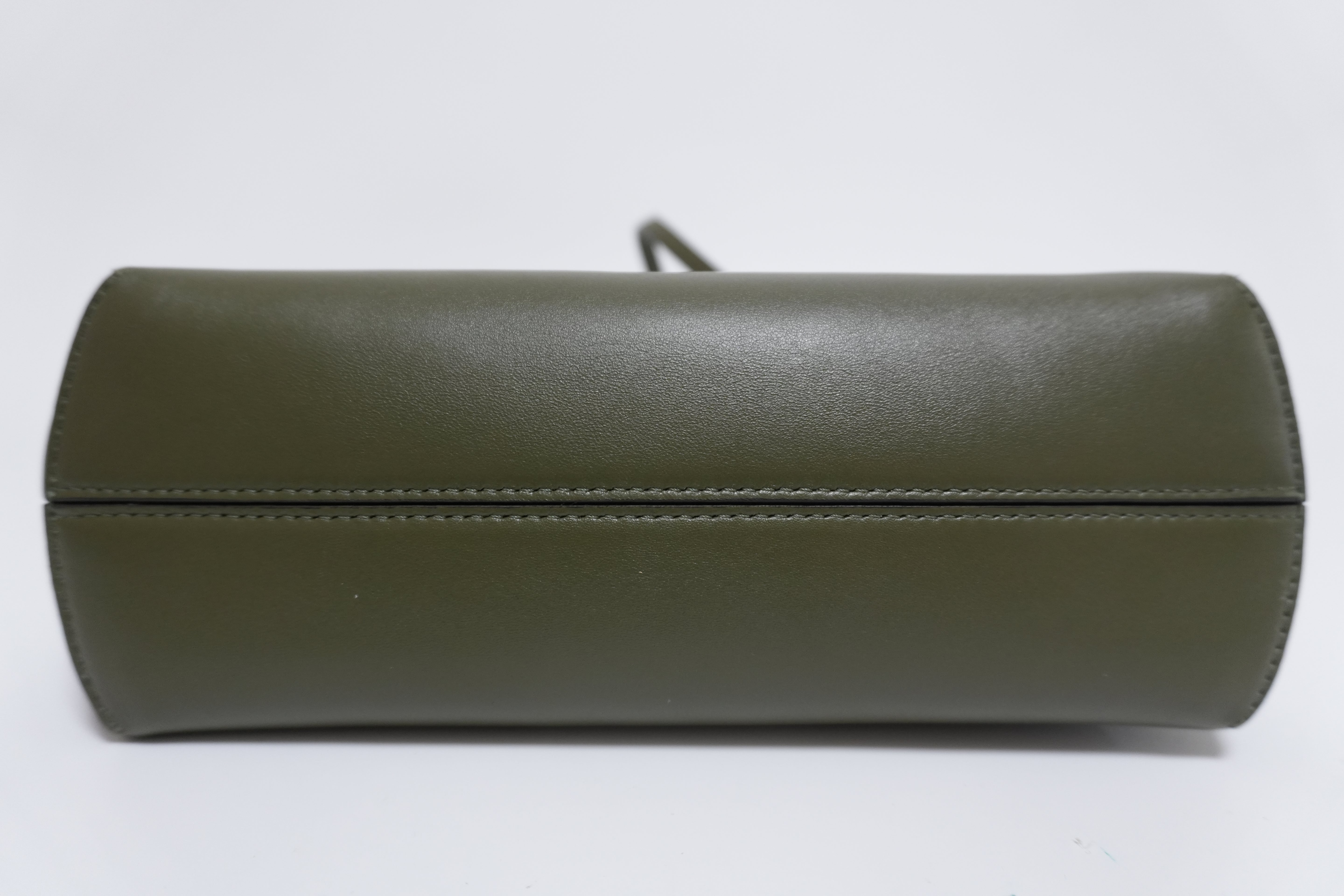 Fendi Leather First Clutch Shoulder Bag Green Used