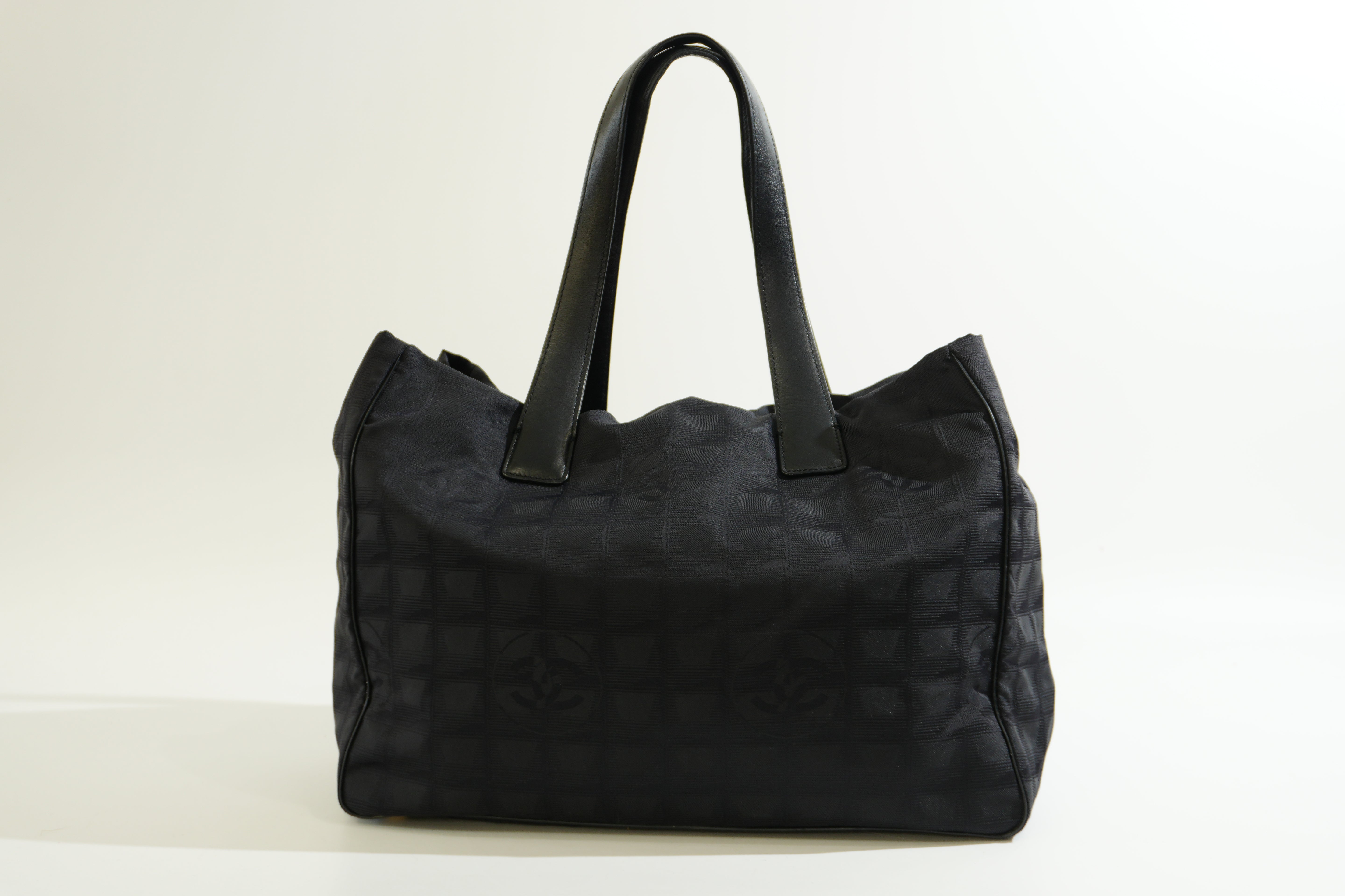 Pre-owned Chanel New Travel Line Tote Bag Black