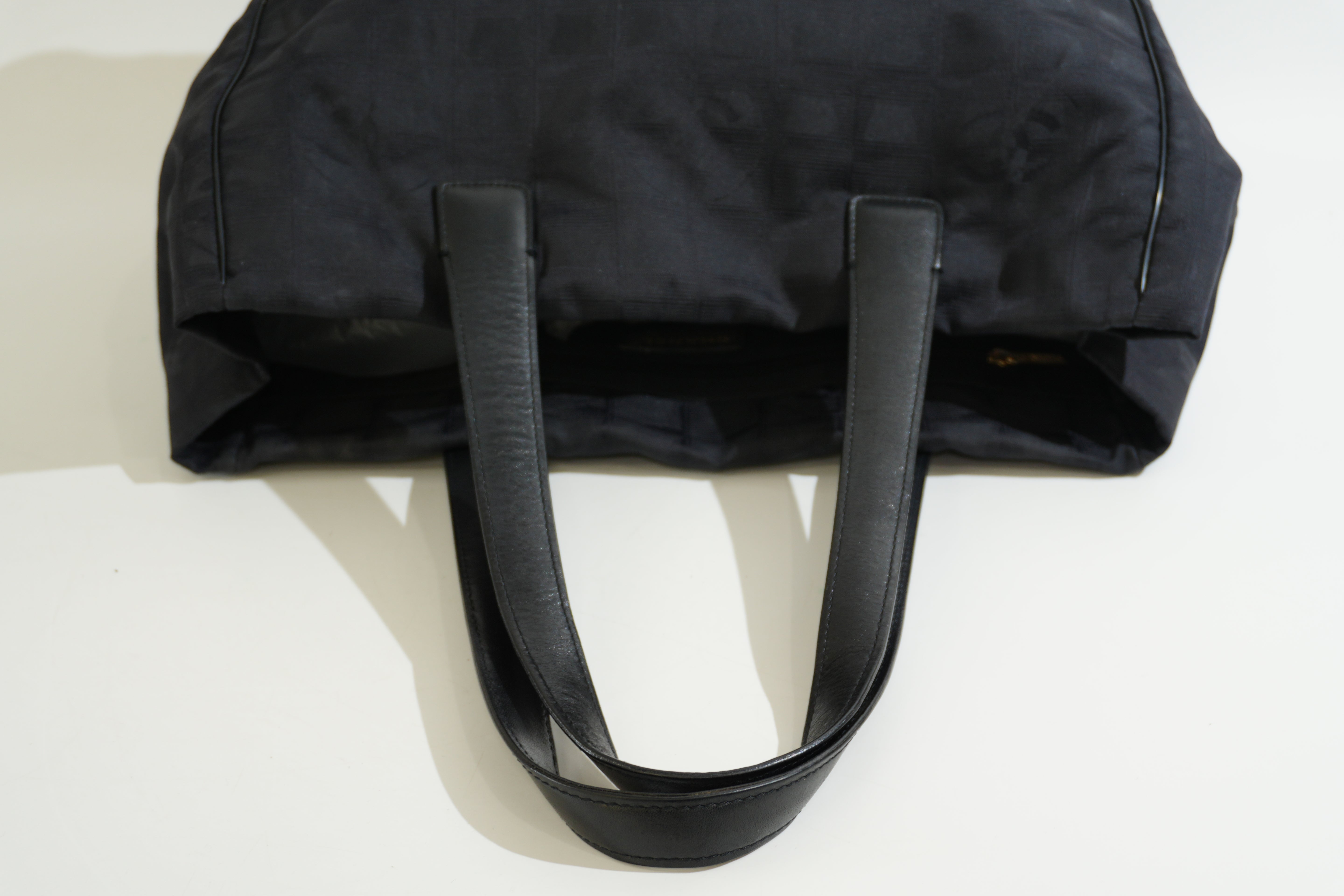 Pre-owned Chanel New Travel Line Tote Bag Black