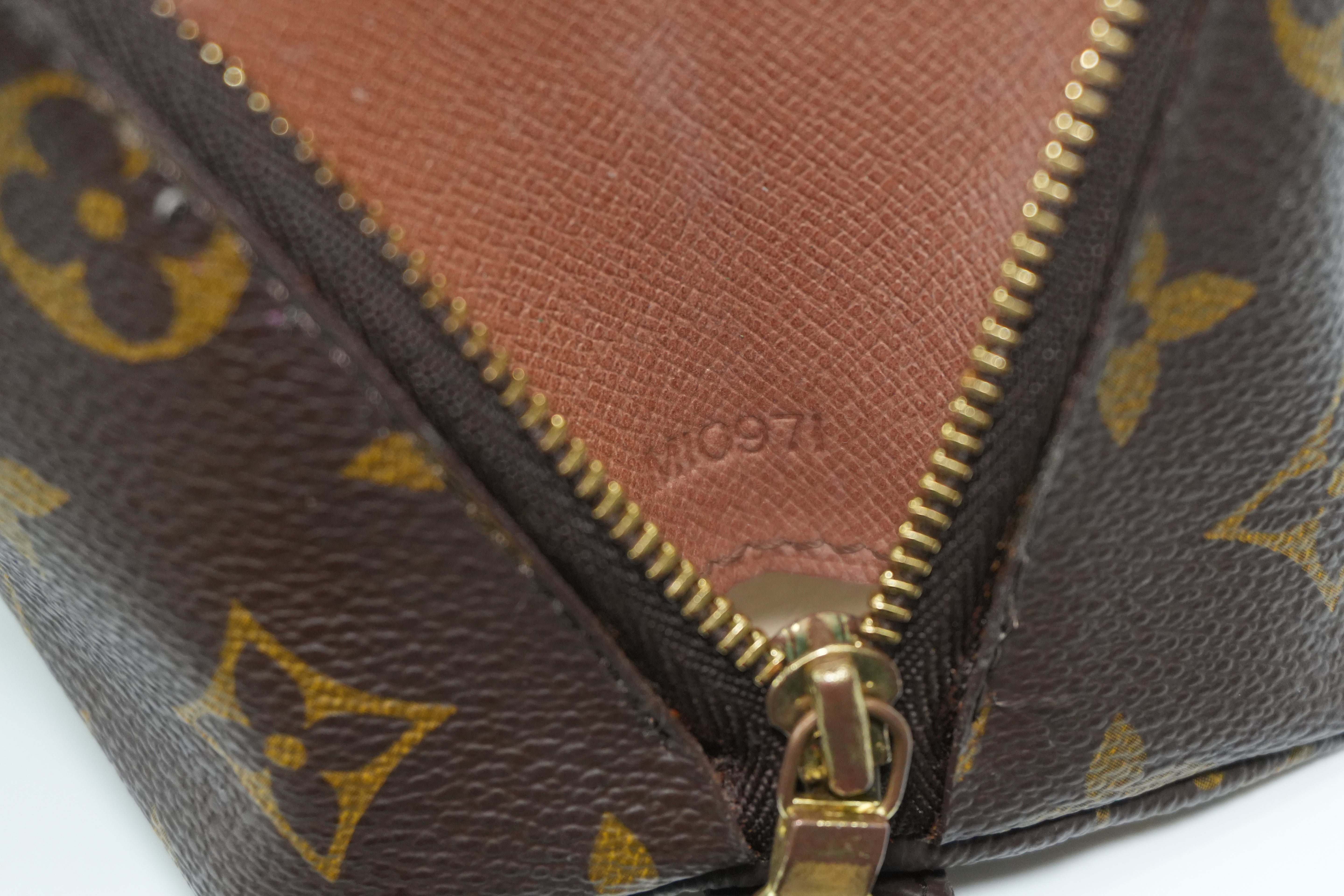 Louis Vuitton Monogram Demi Ronde Pouch Used