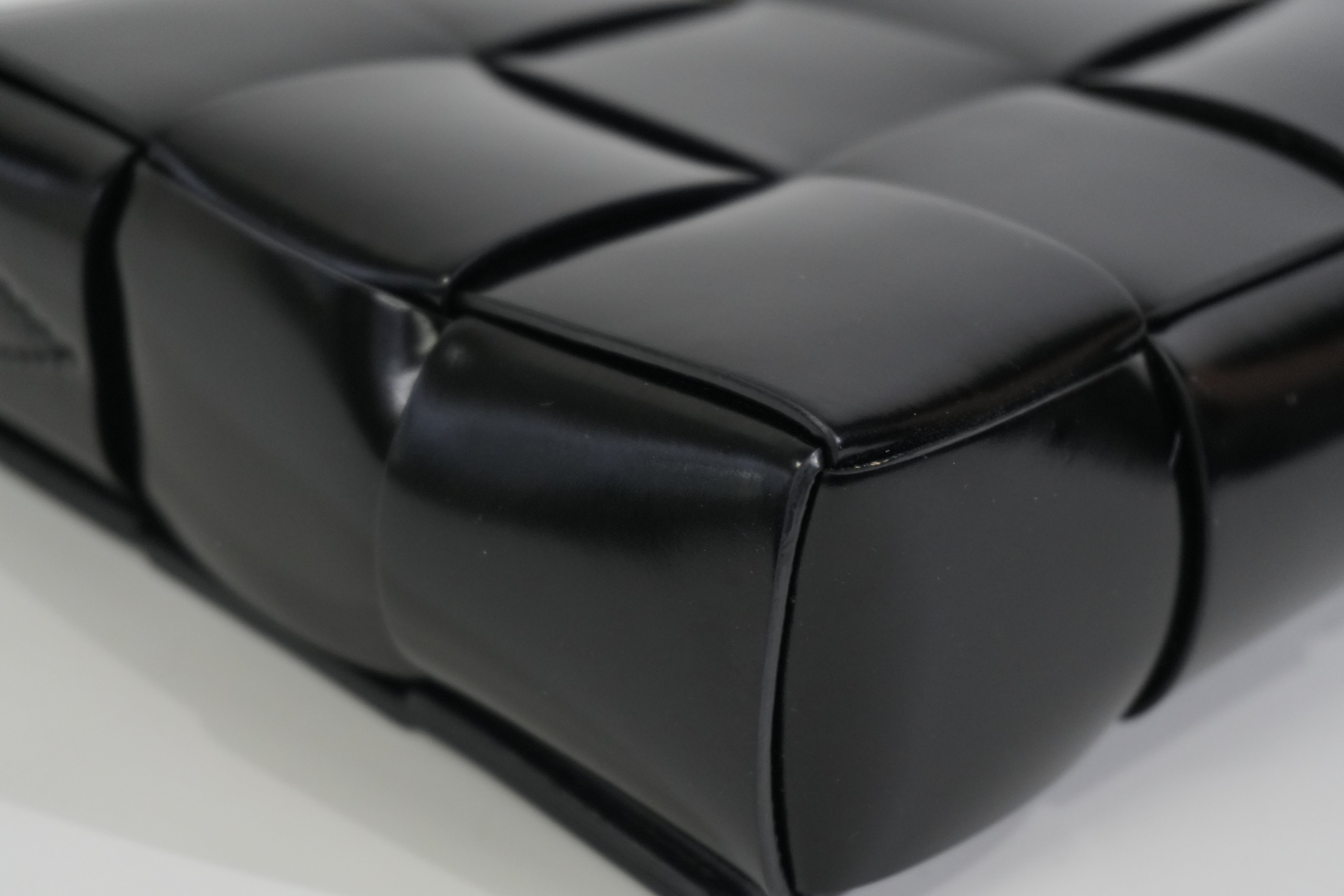 Pre-owned Bottega Veneta Cassette Padded Shoulder Bag Black