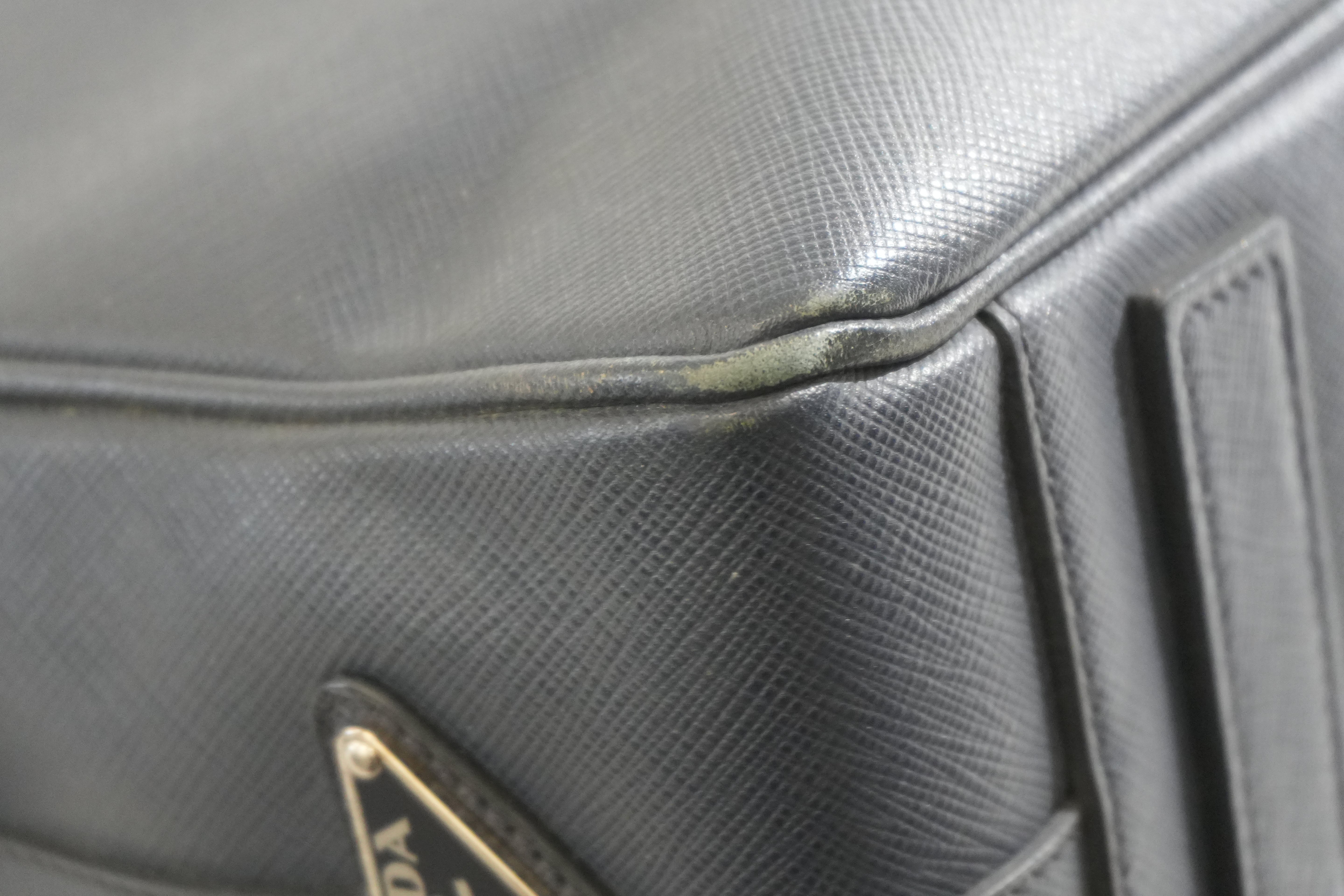 Pre-owned Prada Briefcase Saffiano Navy Blue