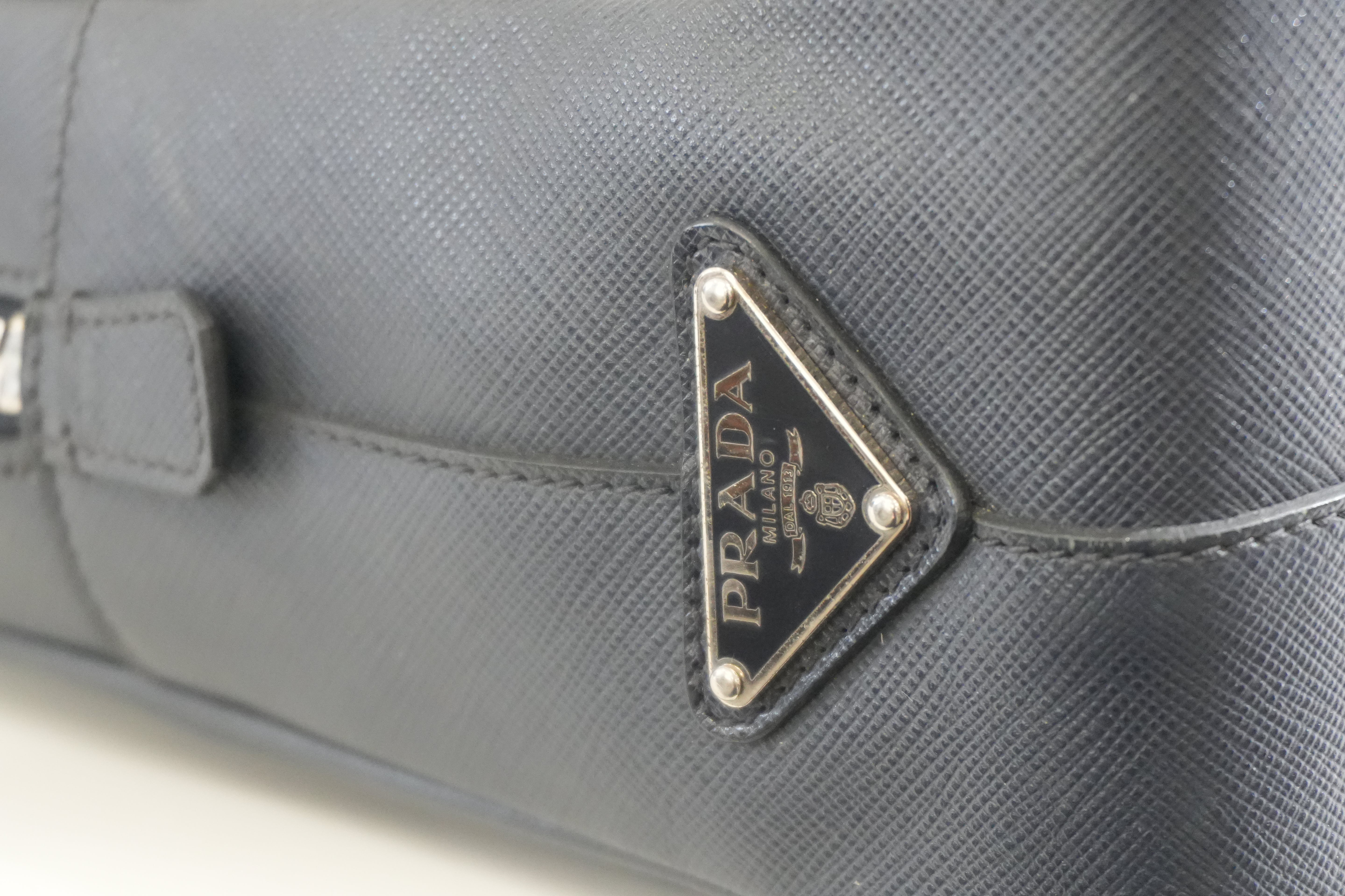 Pre-owned Prada Briefcase Saffiano Navy Blue