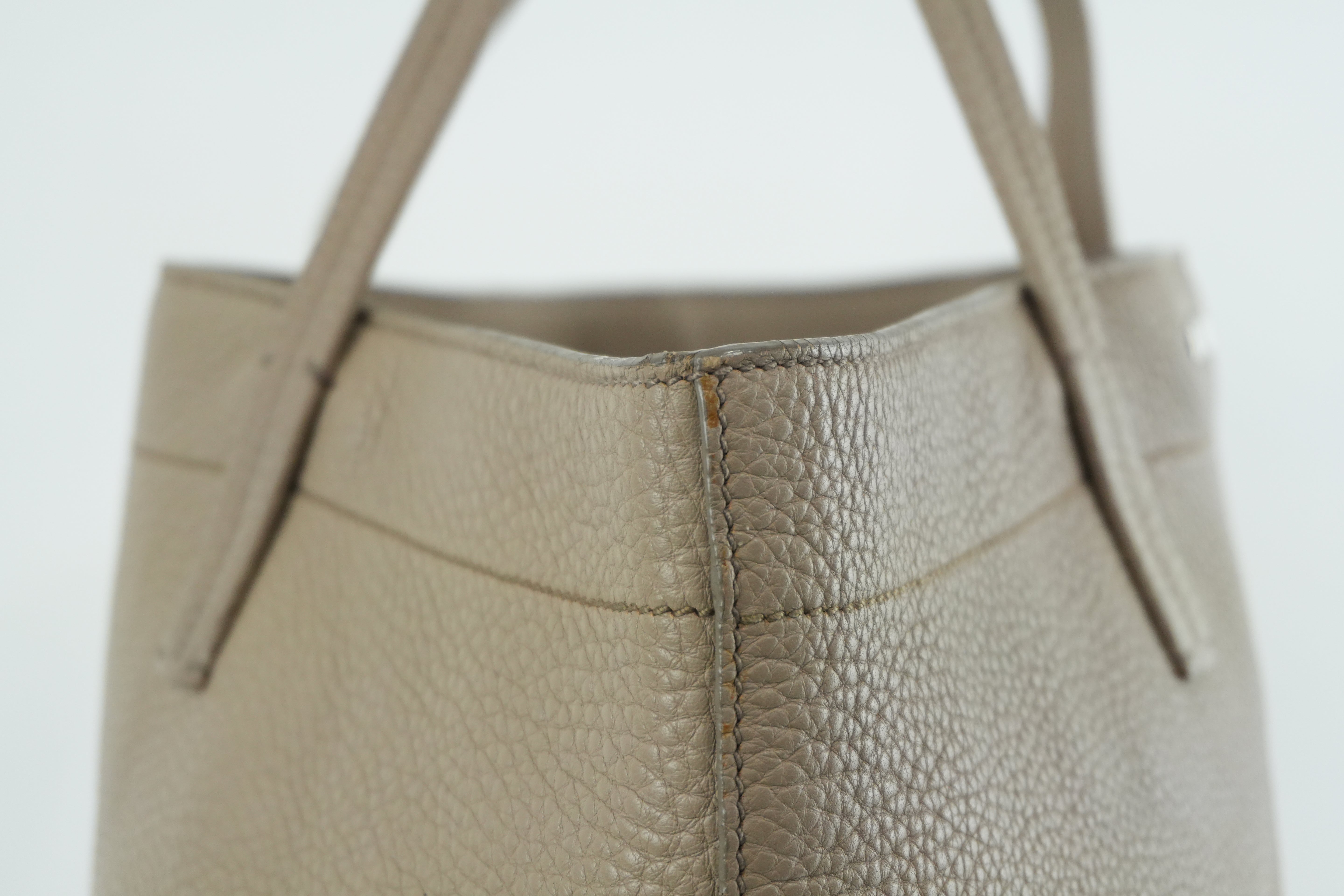 Pre-owned Miumiu Tote Bag Leather Beige