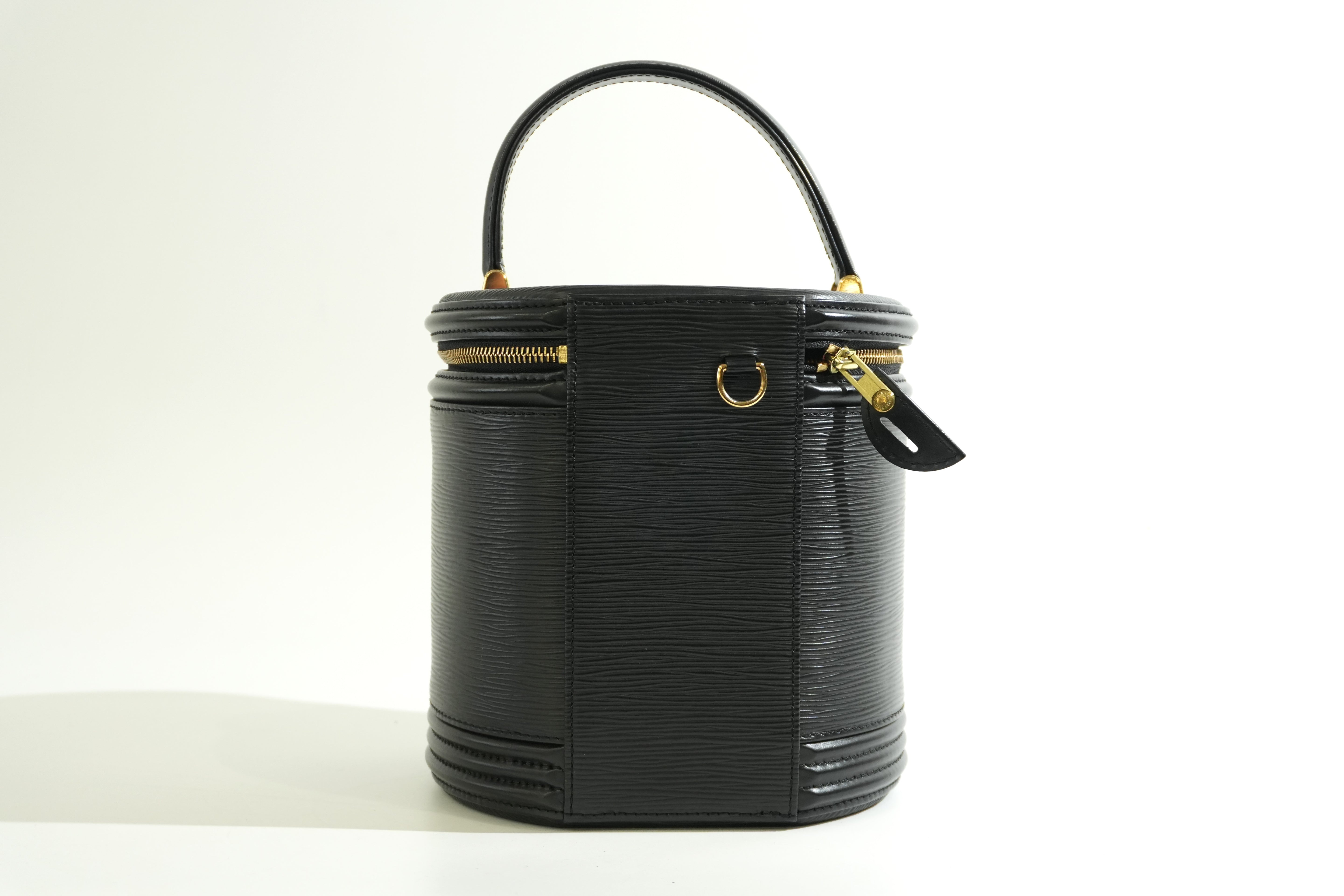 Pre-owned Louis Vuitton Epi Cannes Vanity Bag Black