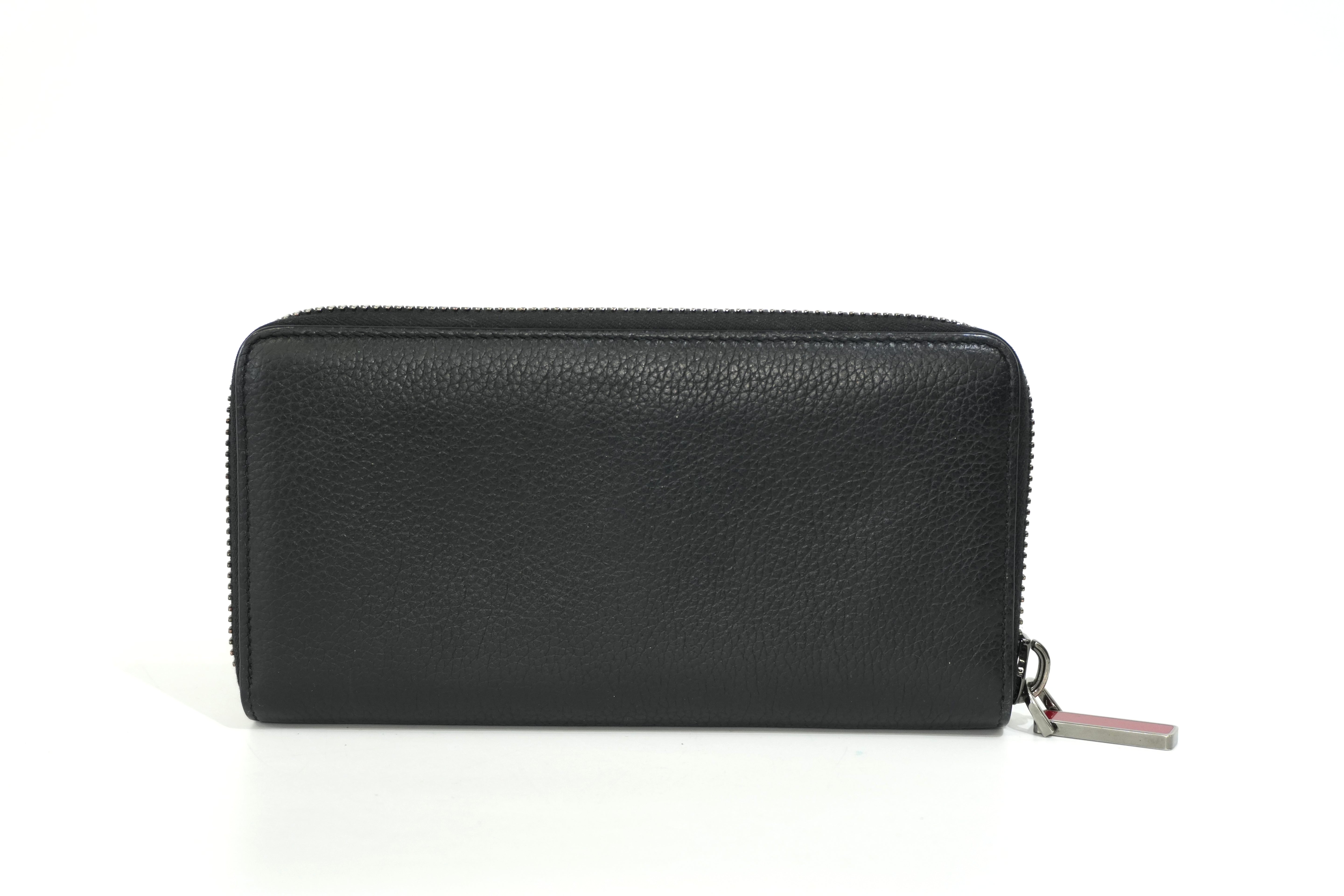 Pre-owned Louboutin Leather Zippy Long Wallet Black