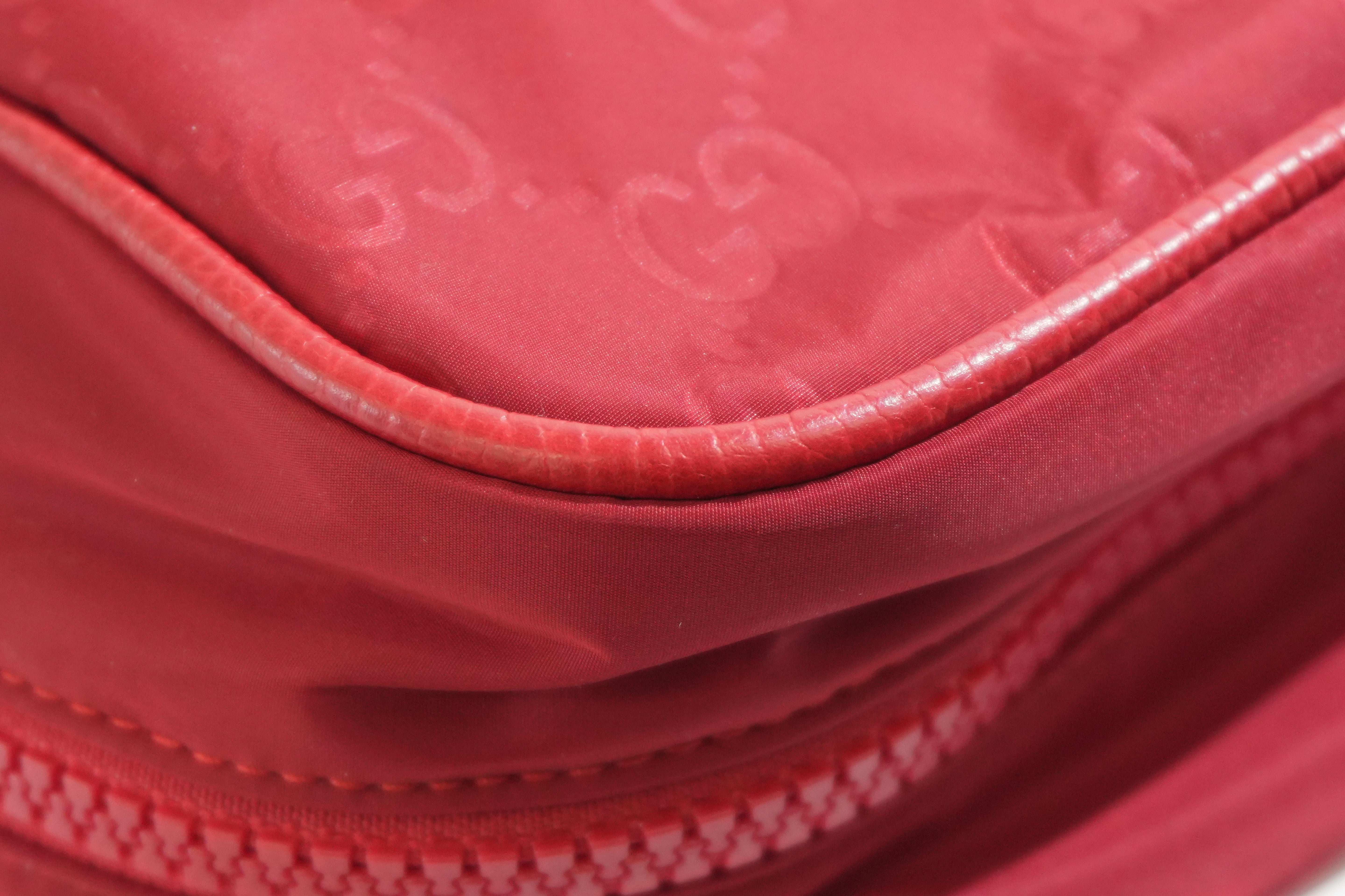 Pre-owned Gucci Guccisima Clutch Bag Red