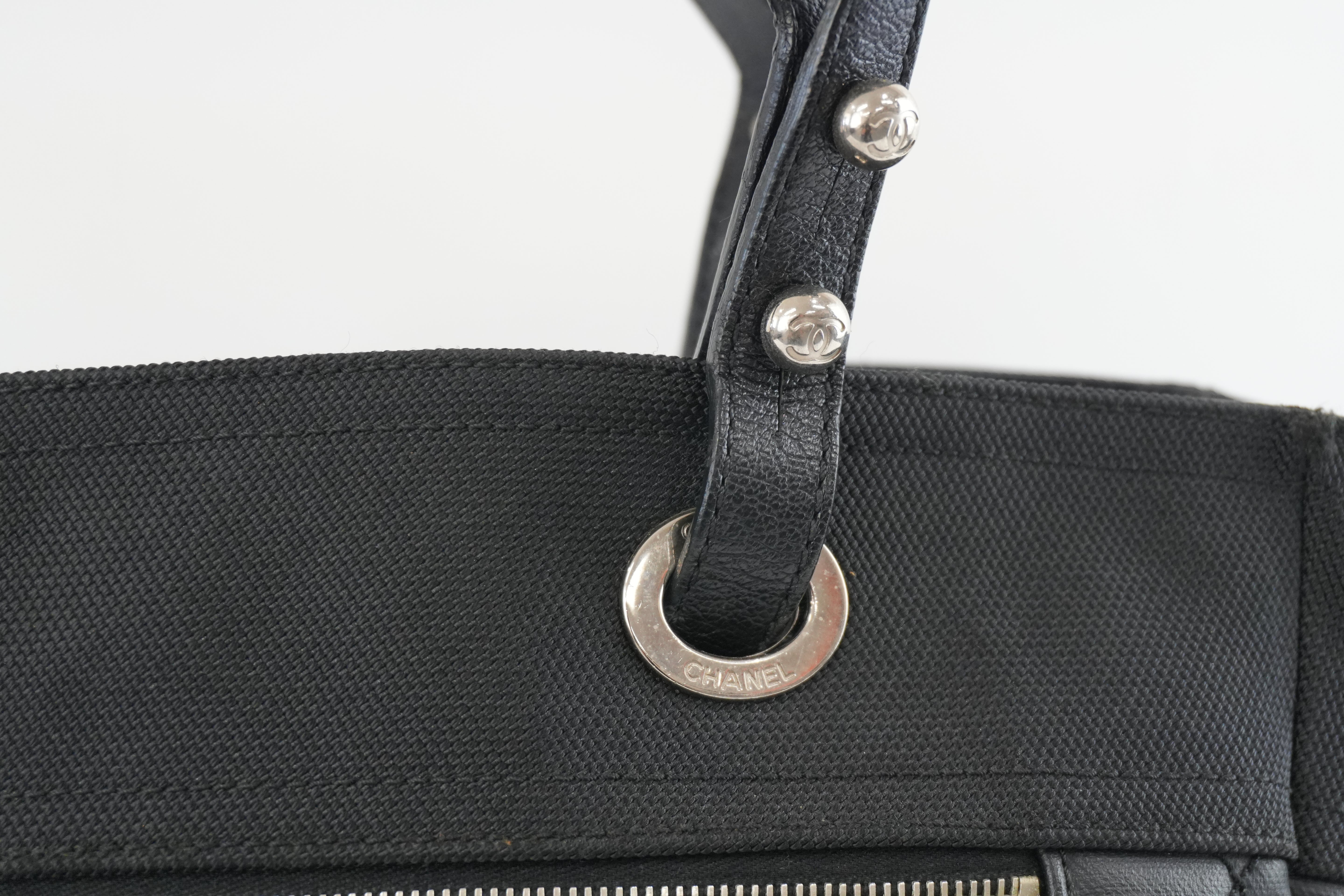 Chanel Paris Biatriz GM Tote Bag Black Used