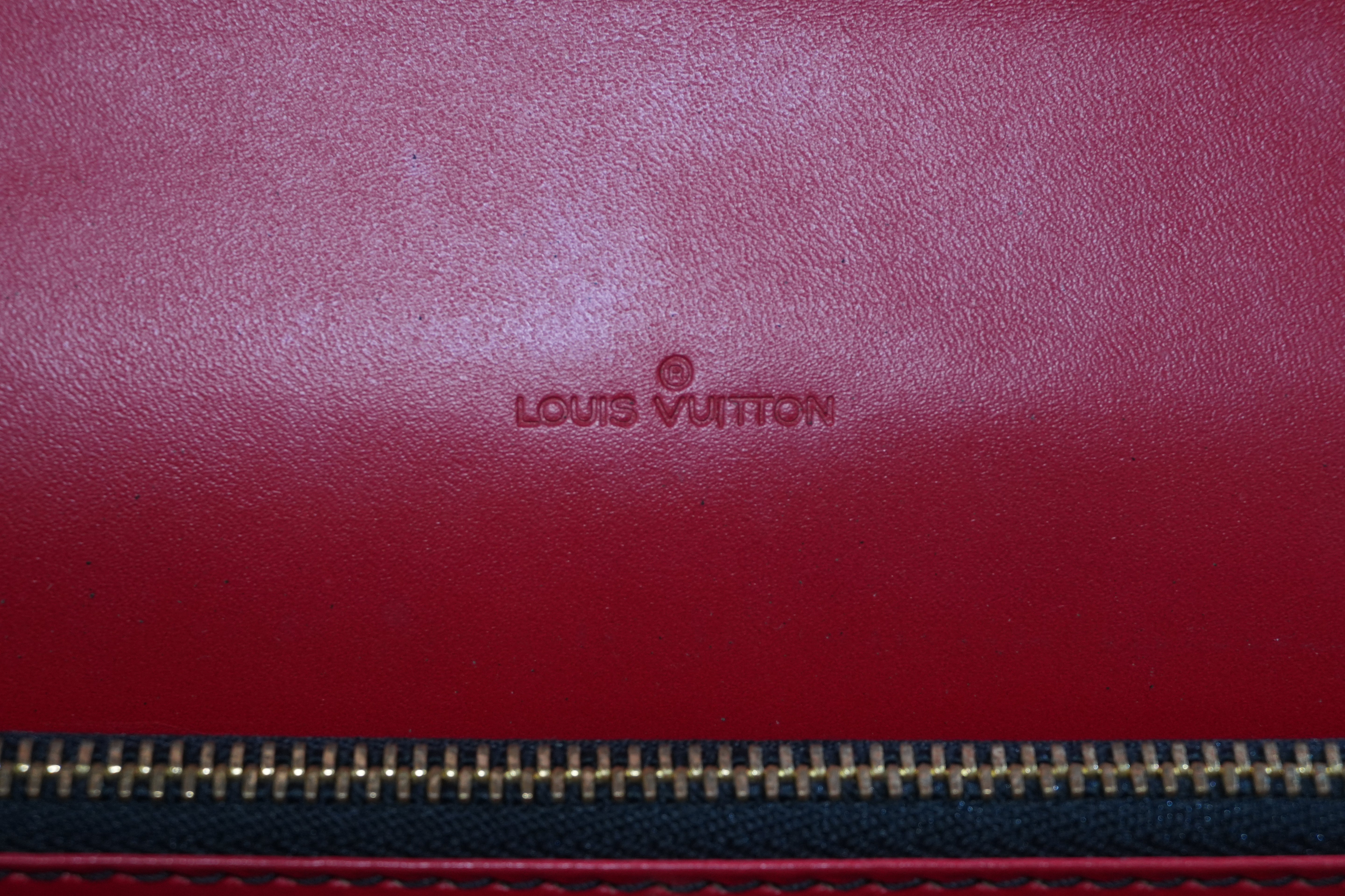 Pre-owned Louis Vuitton Epi Osh Envelope Crossbody Bag Black