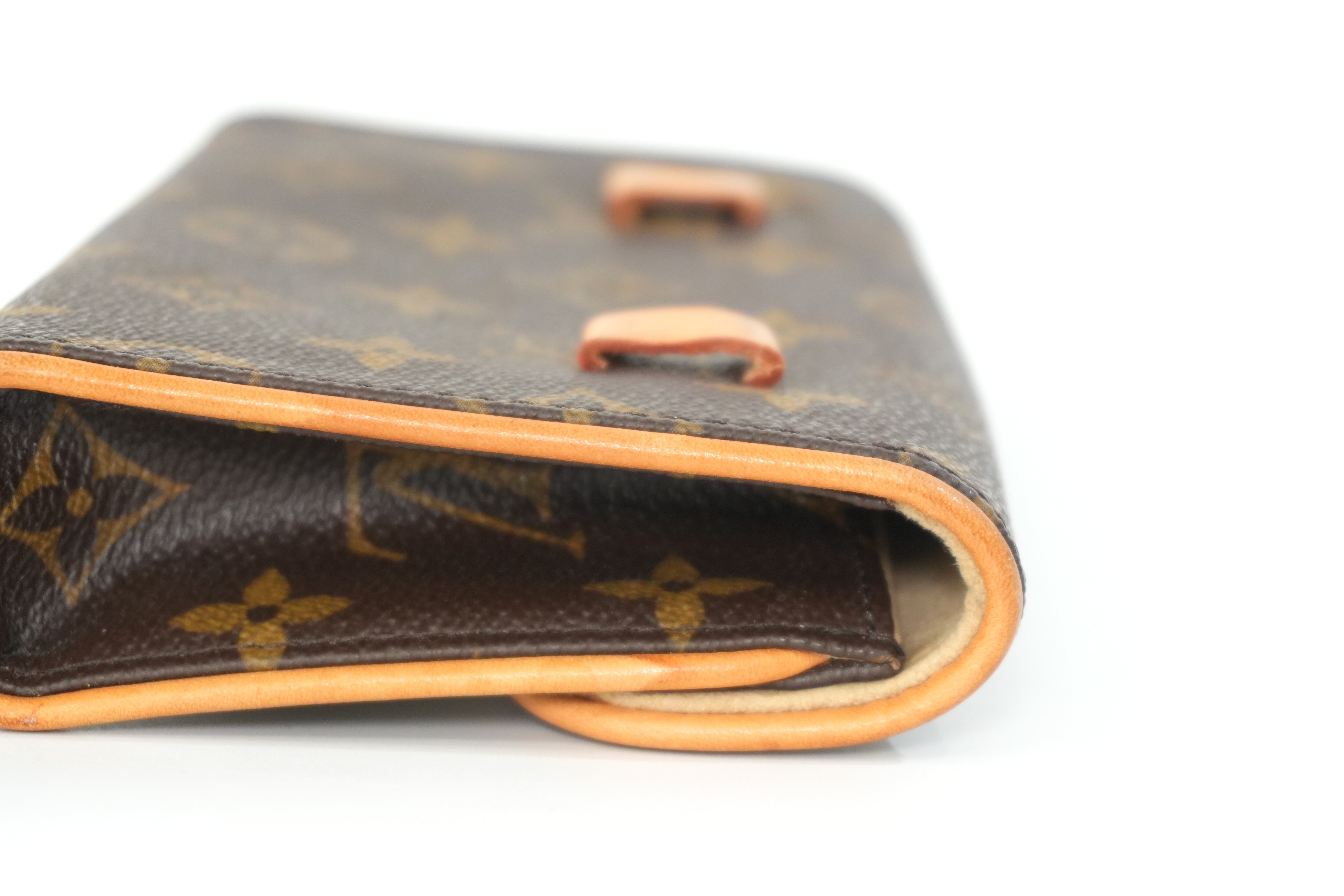 Pre-owned Louis Vuitton Monogram Arche Waist Bag (without belt)