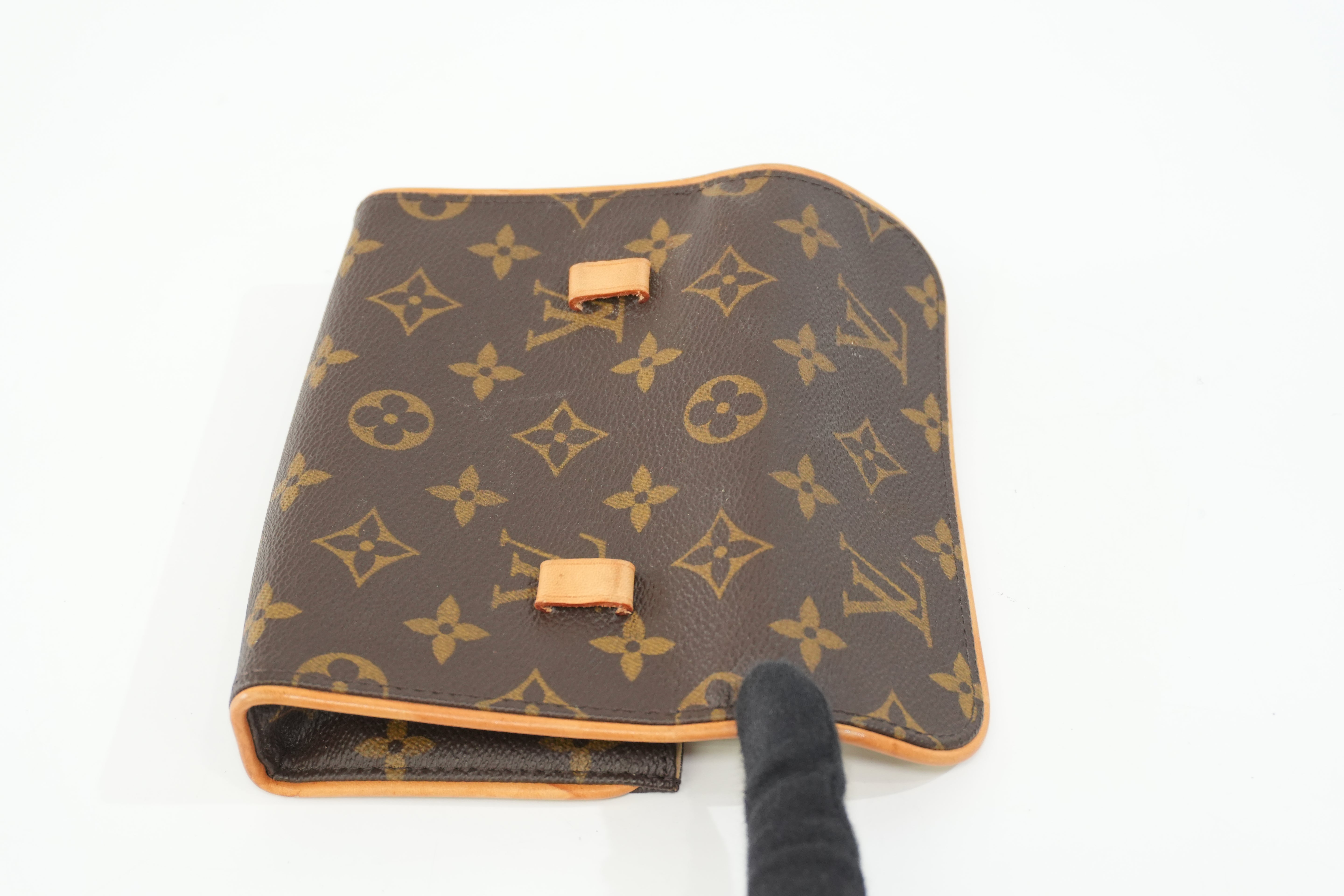 Pre-owned Louis Vuitton Monogram Arche Waist Bag (without belt)