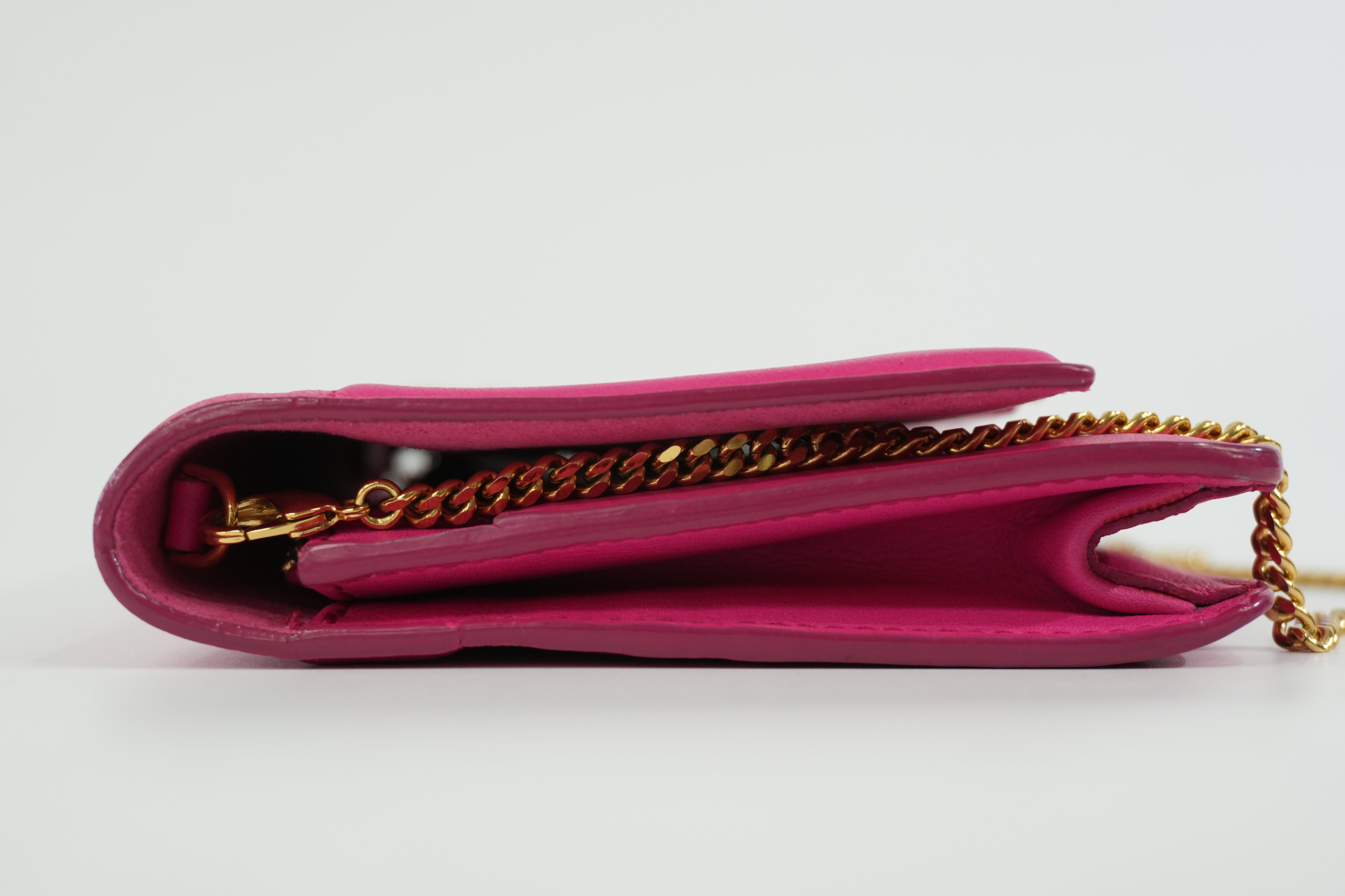 Pre-owned Fendi Wallet on Chain Pink