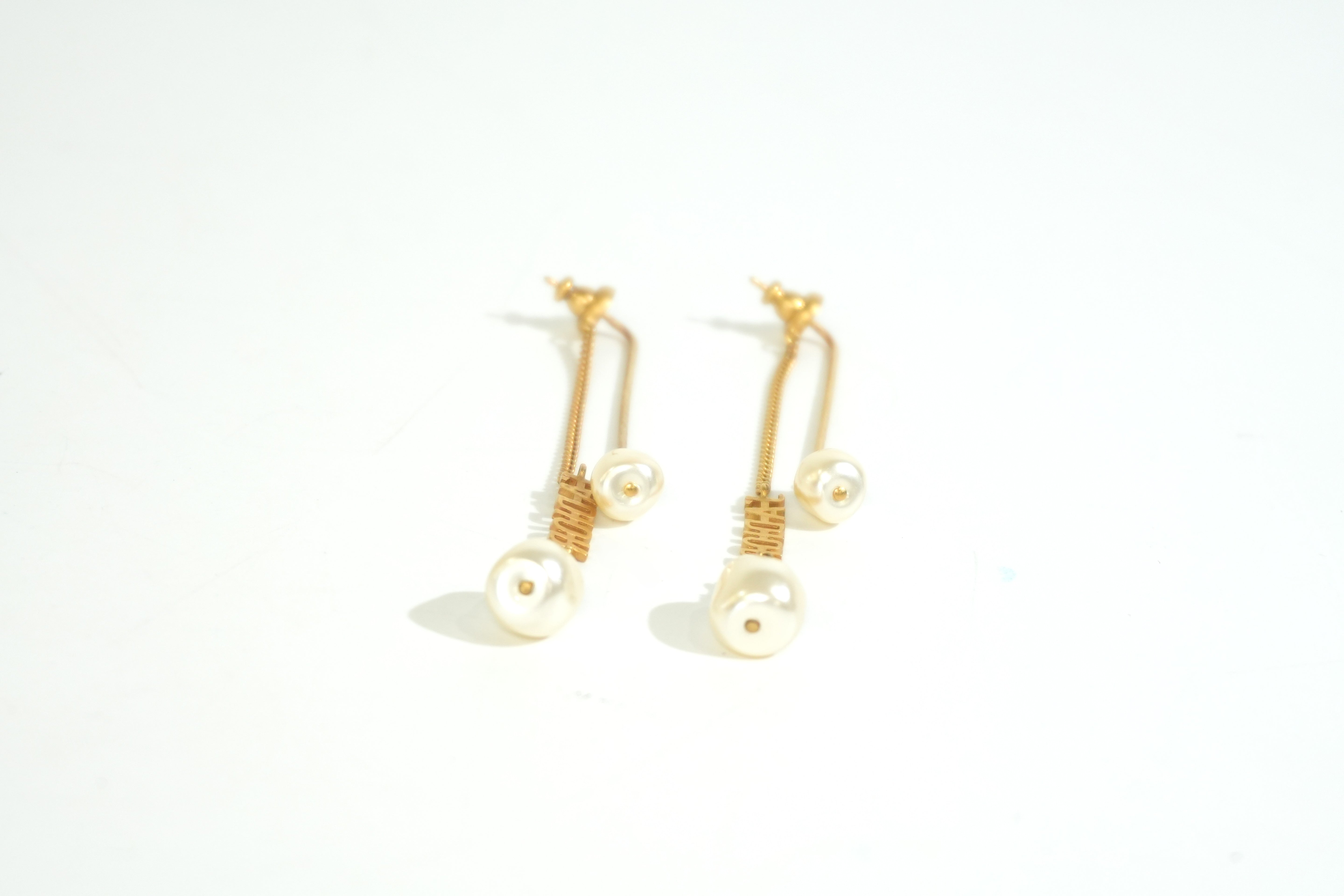 Pre-owned Dior Stainlesss Steel Immitation Pear Dangling Earrings
