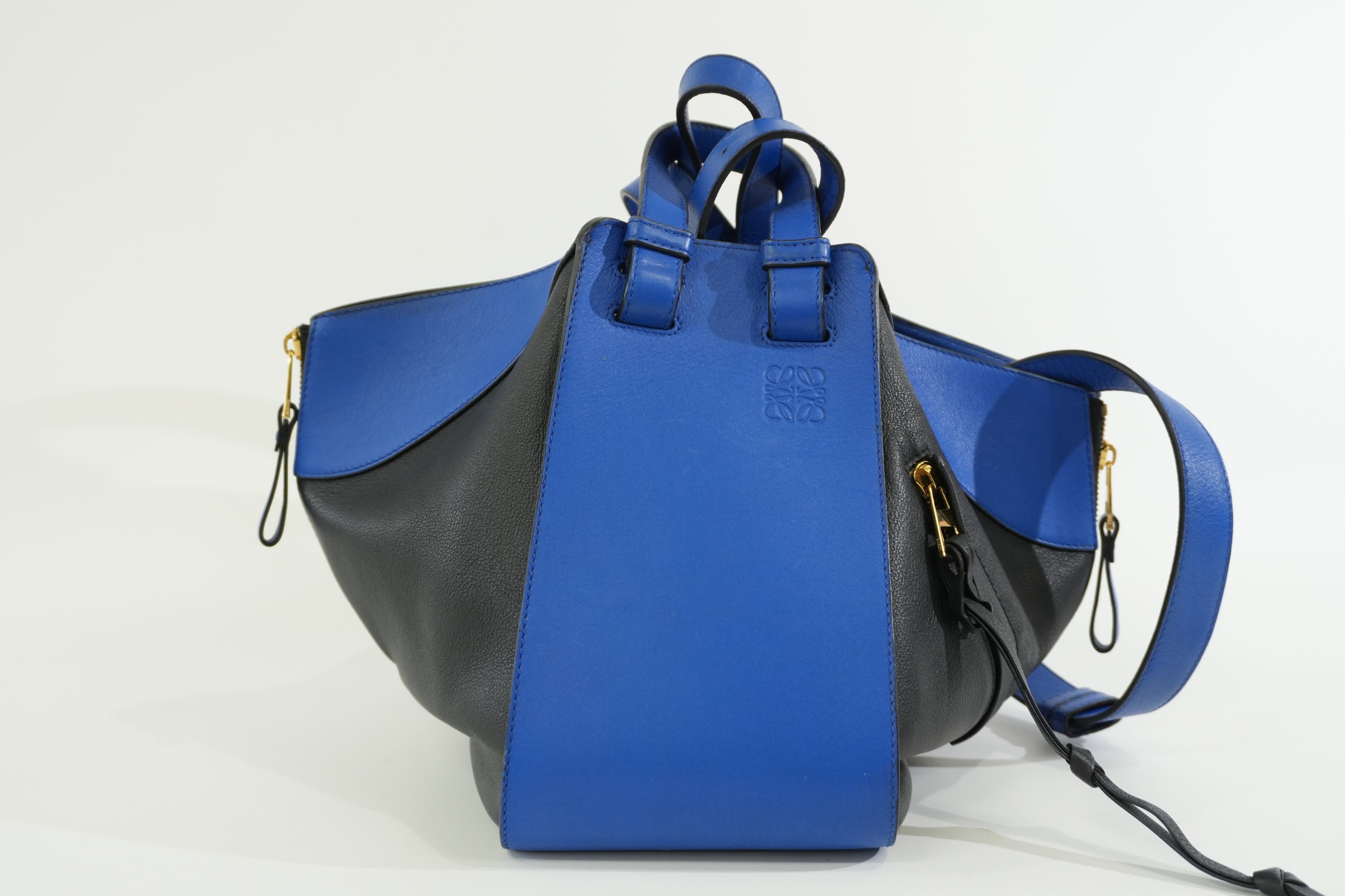 Pre-owned Loewe Hammock Shoulder Bag Blue and Black