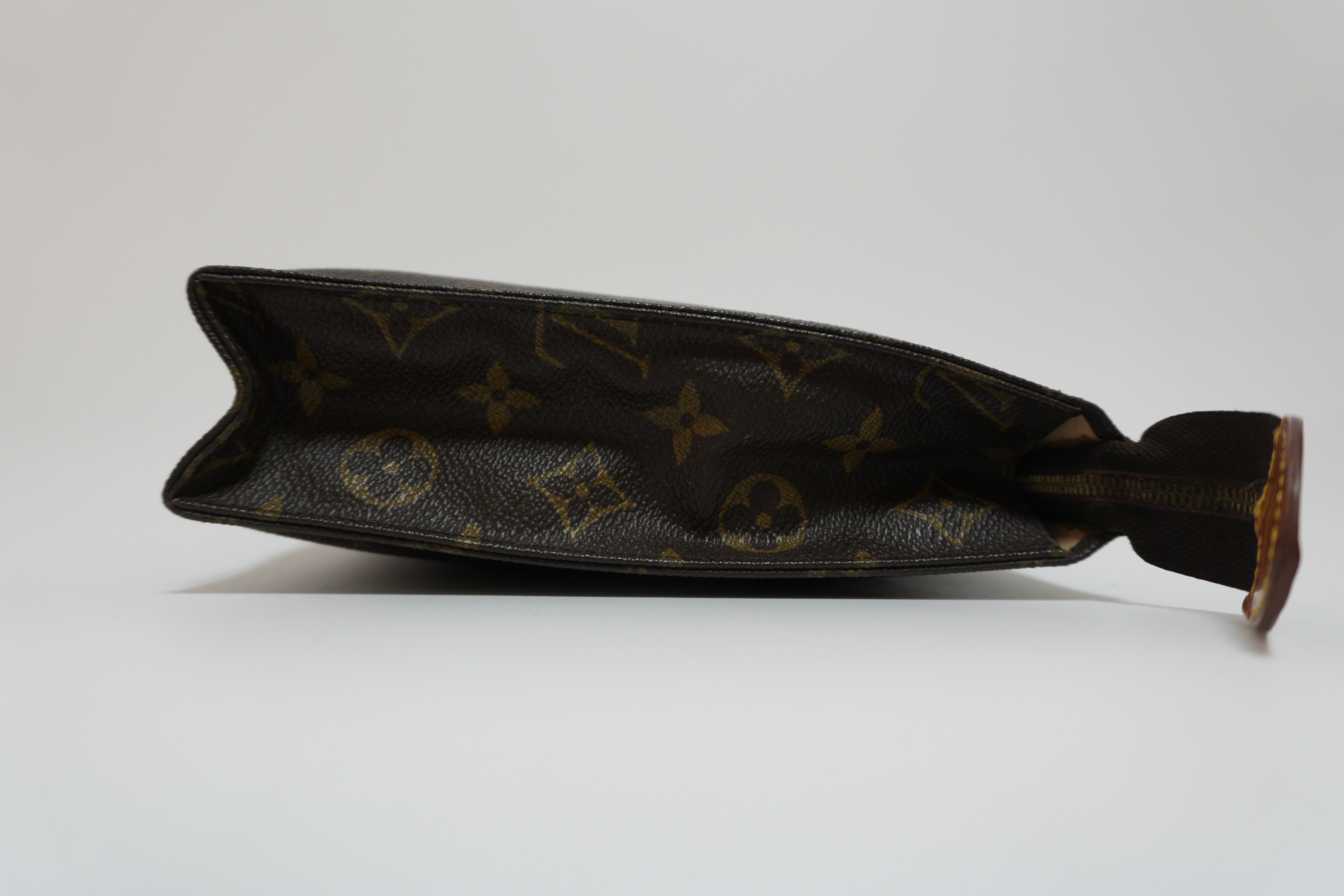 Louis Vuitton Monogram Toiletry 26 Pouch Used